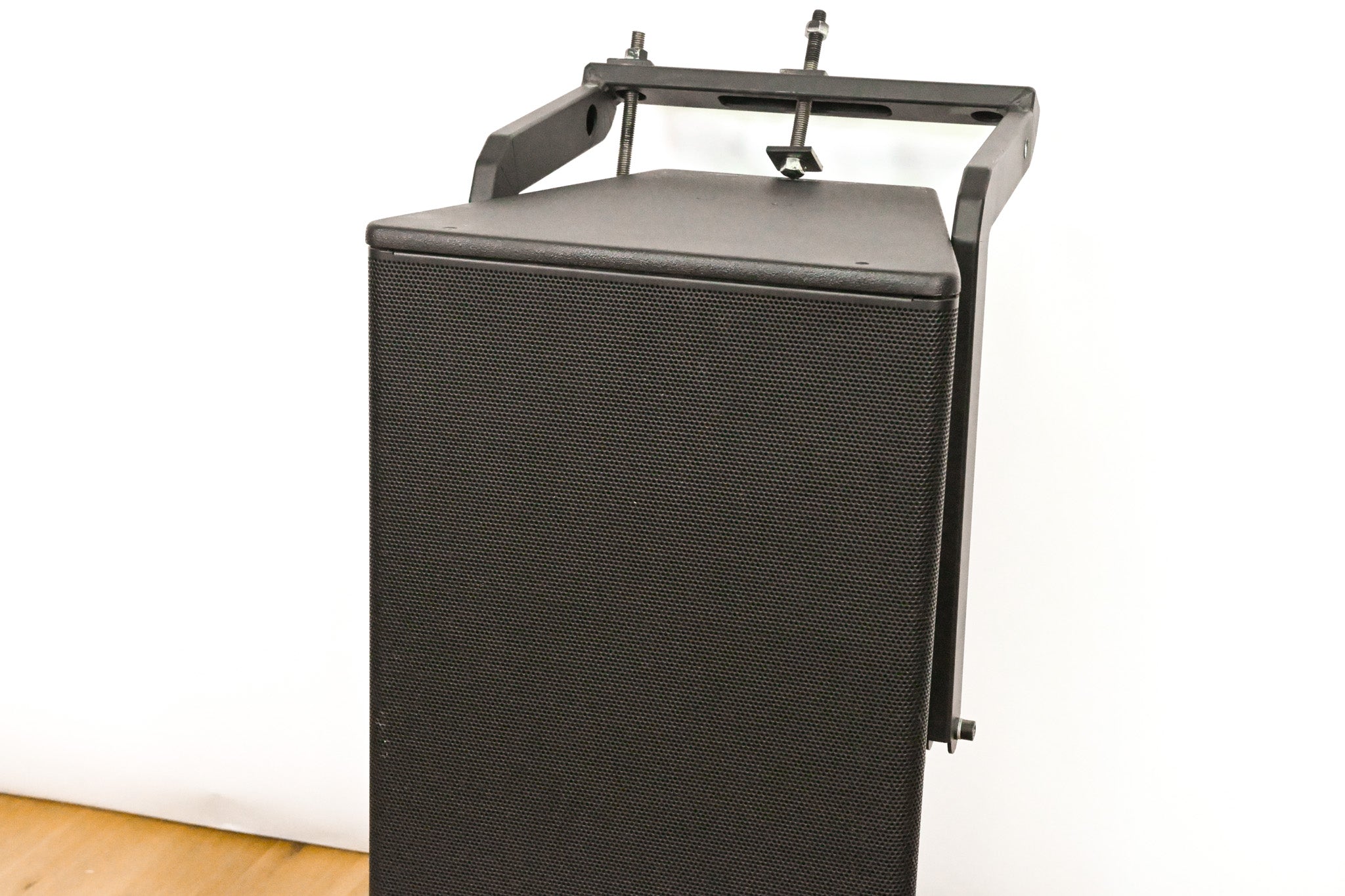 d&b audiotechnik 24S Full-Range 2-Way Point-Source Loudspeaker