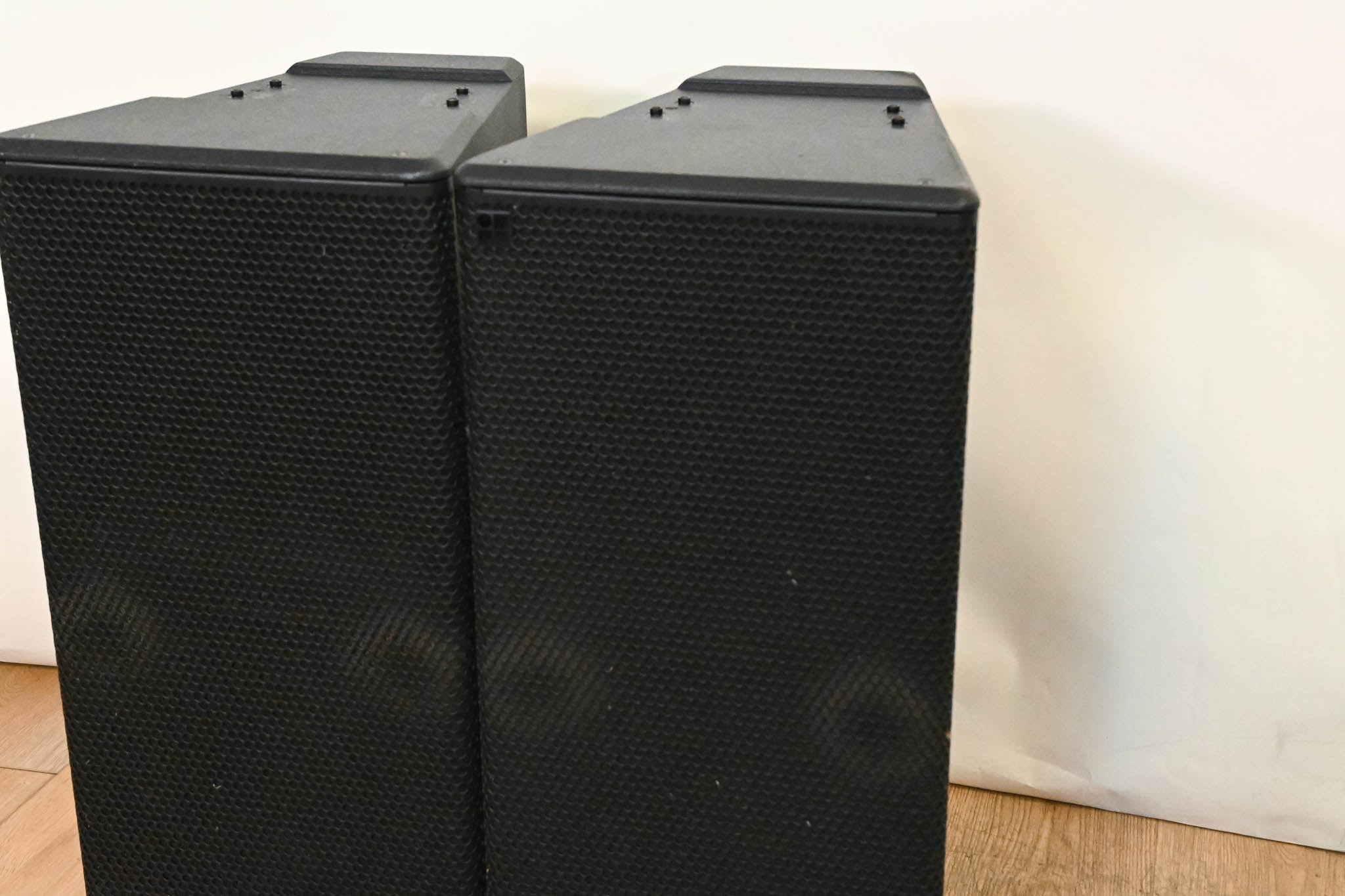 d&b audiotechnik 10AL Installation Two-Way Line Array Loudspeaker (PAIR)