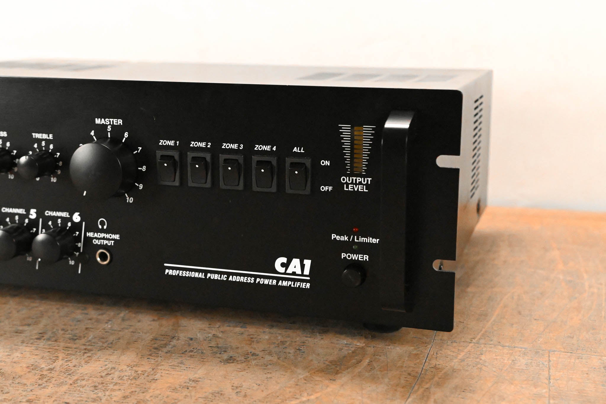 Yorkville Coliseum CA1 70V Installation Amplifier
