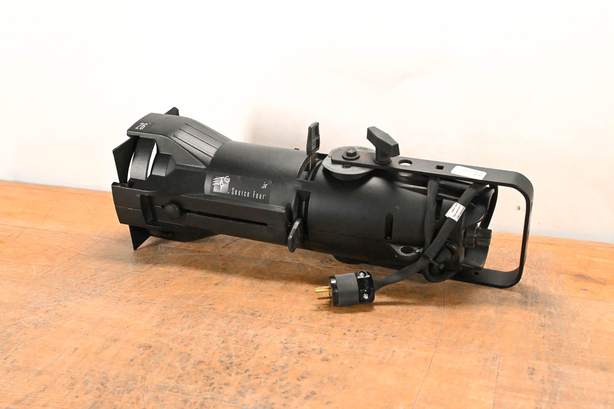 ETC Source Four Jr 26 Degree 575 Ellipsoidal Light