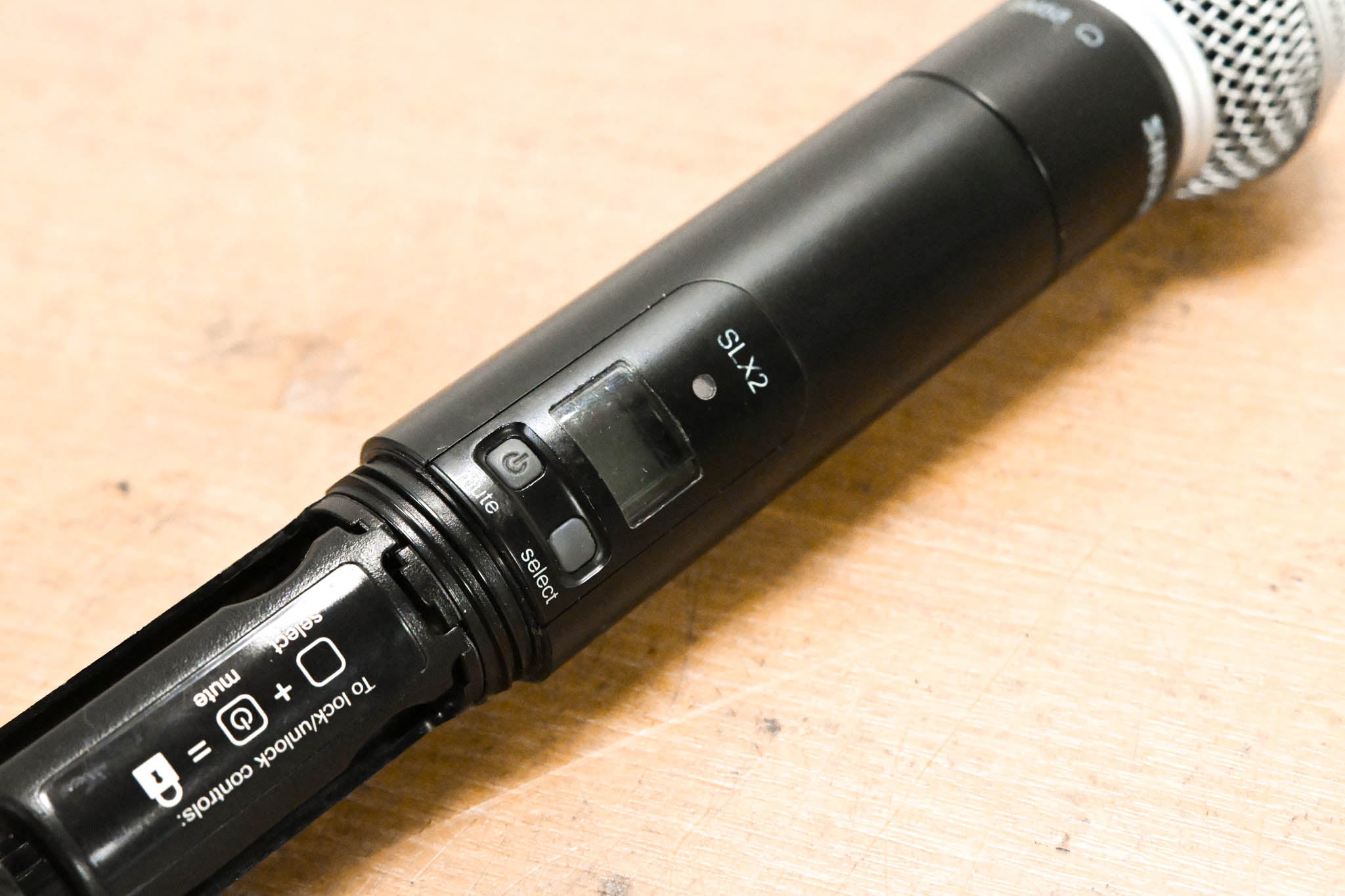 Shure SLX24/SM58 Handheld Wireless System - H5 Band (NO POWER SUPPLY)