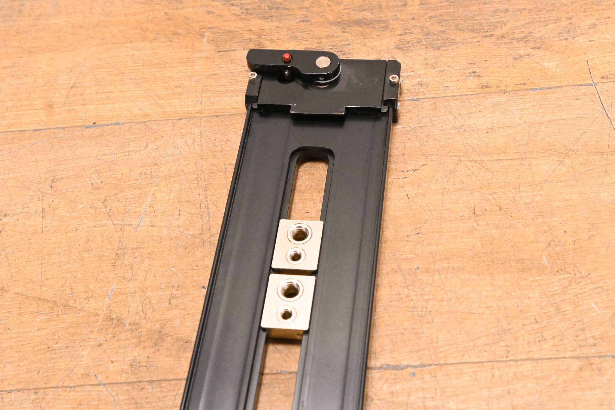 Hitachi TA-Z3 Tripod Quick Release Adapter