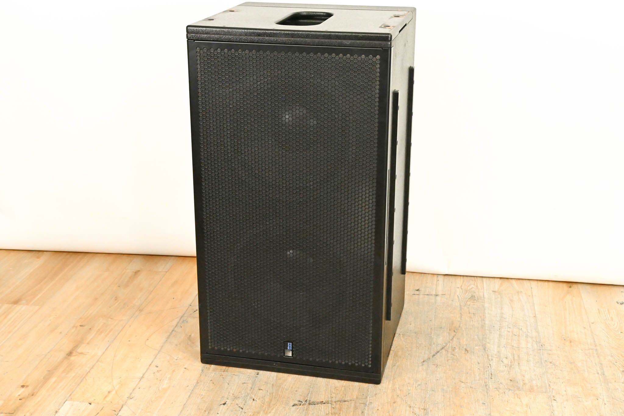 Meyer Sound 600-HP Compact High-Power Subwoofer