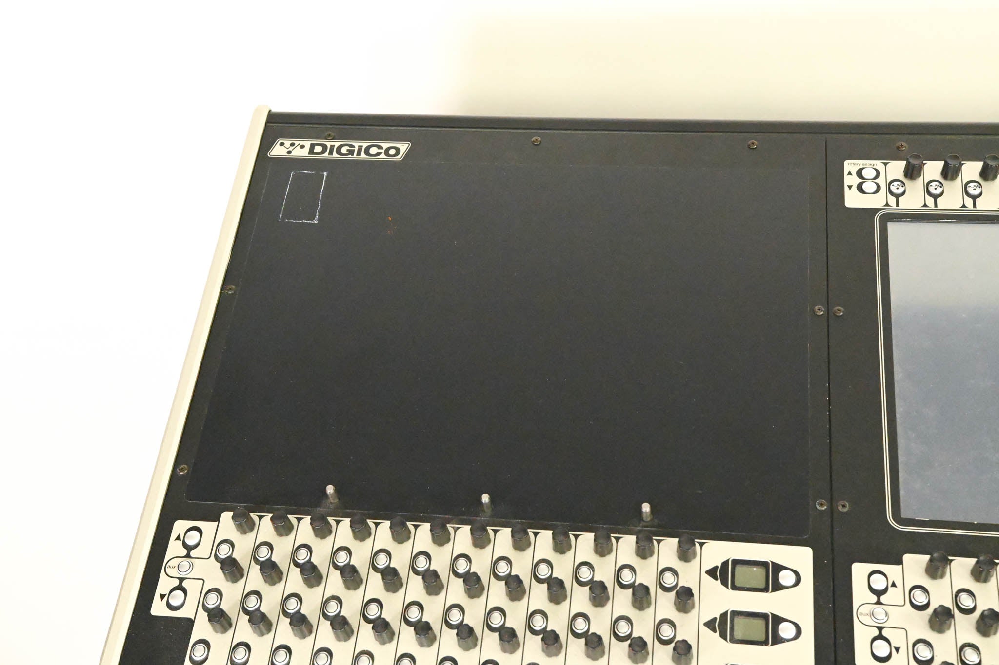DiGiCo SD8 120-Channel Digital Mixing Console