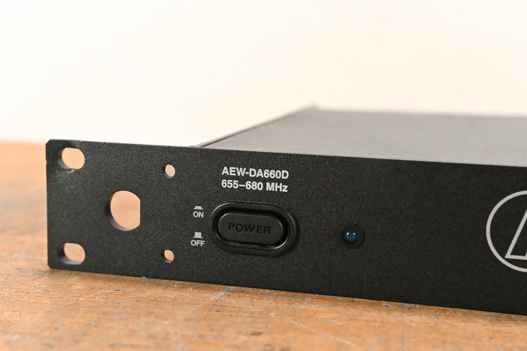 Audio-Technica AEW-DA660D UHF Antenna Distribution System