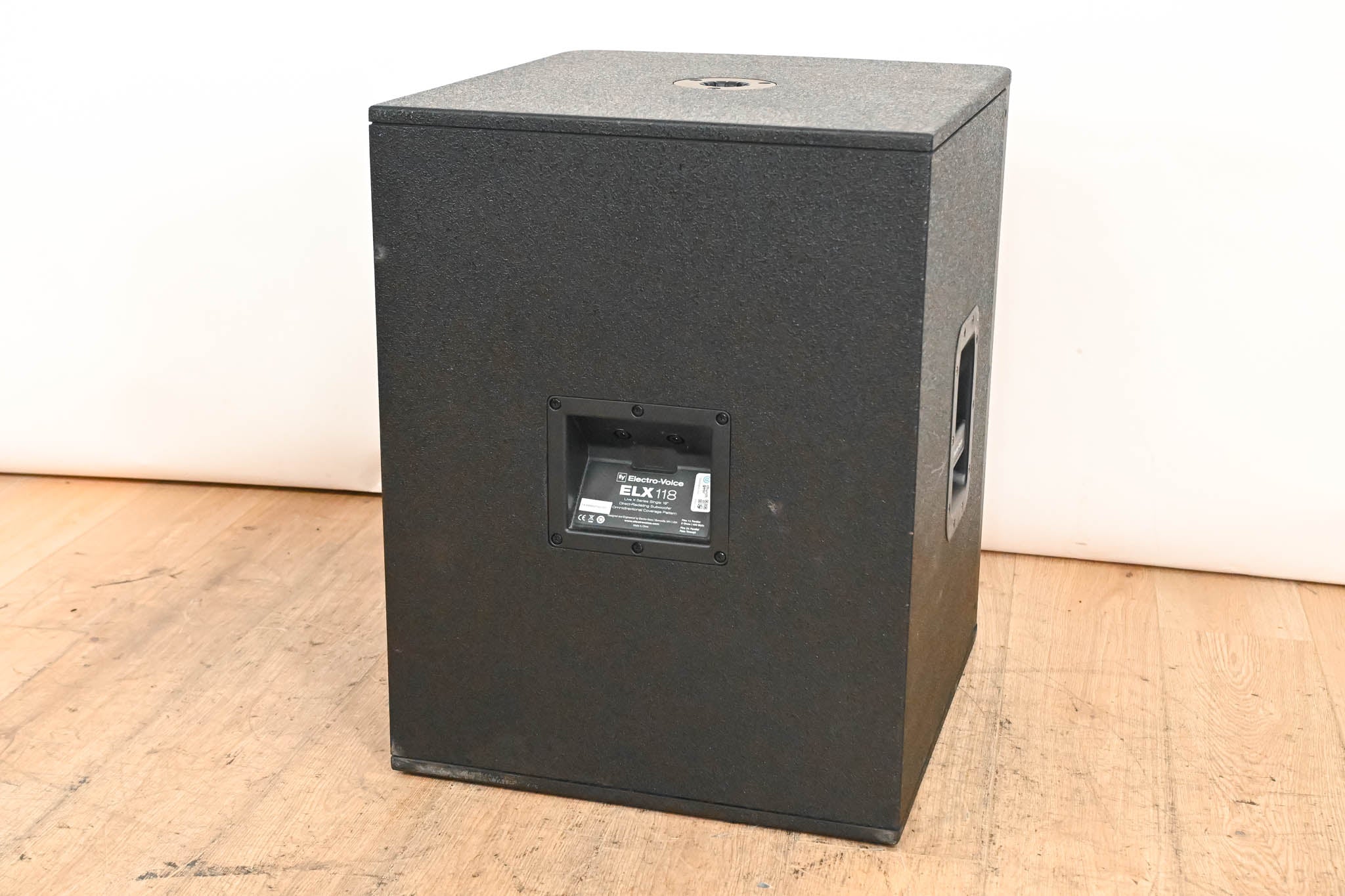 Electro-Voice (EV) ELX118 18" Passive Subwoofer