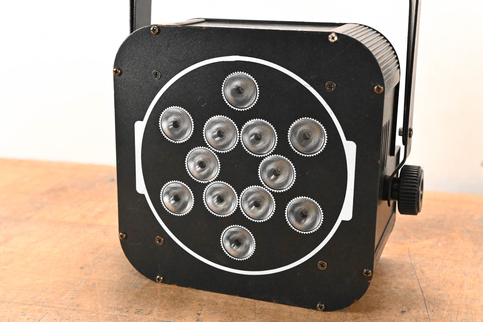 OmniSistem Thin Par Plus RGBW 6 x 10W RGBA Par Can Light