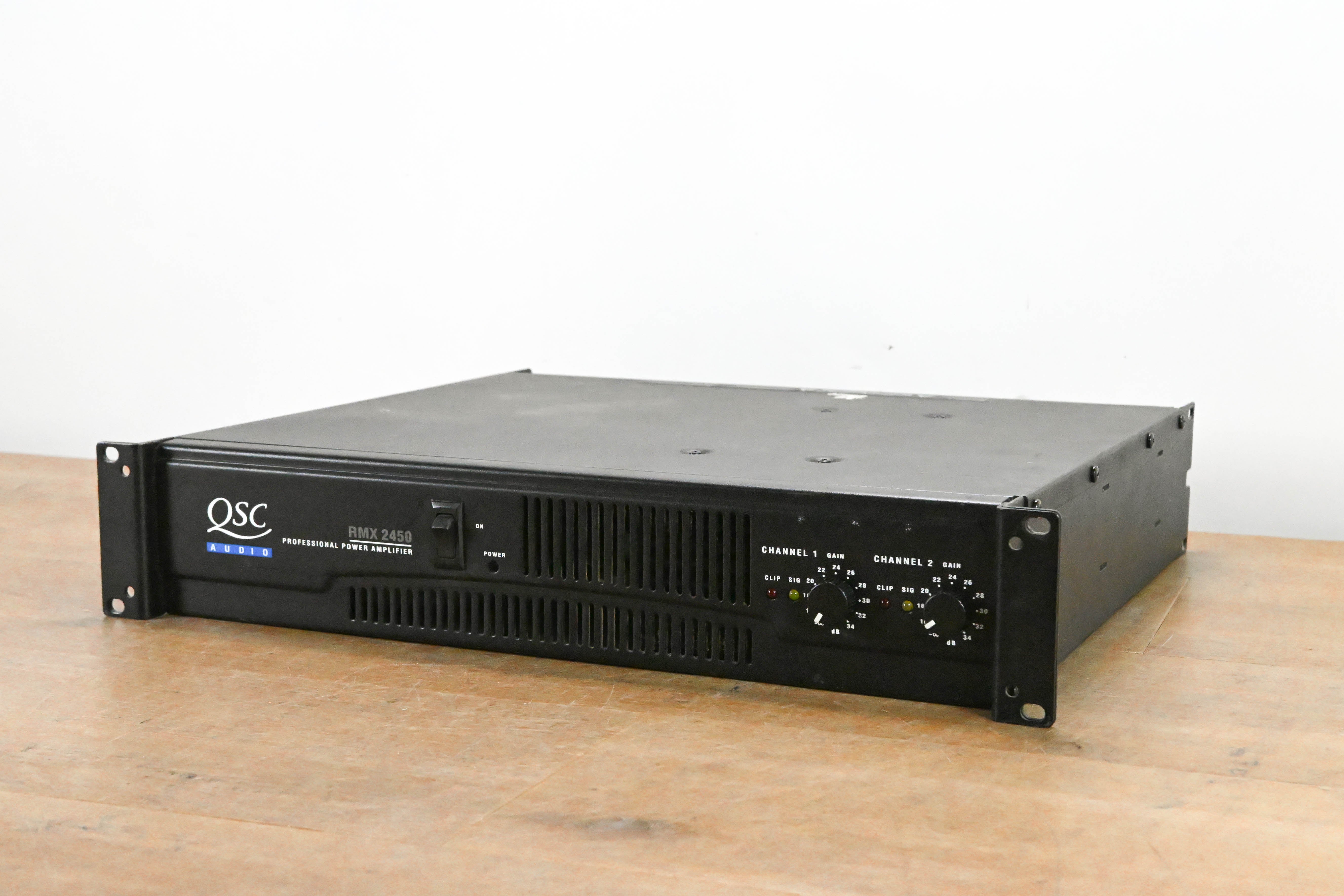 QSC RMX2450 2-Channel Power Amplifier