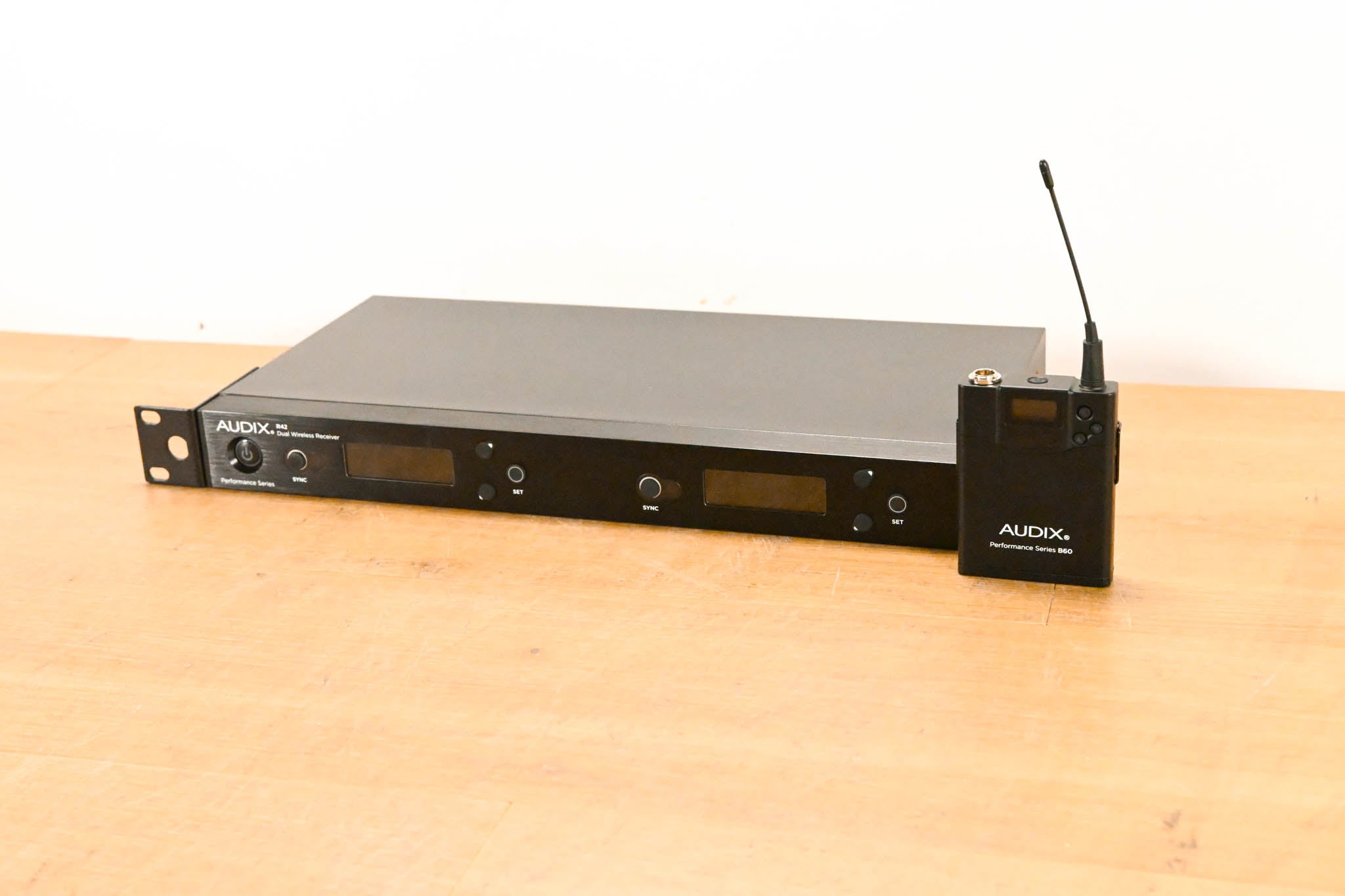Audix R42 Dual Wireless Receiver w/ one B60 Bodypack - A Band (NO PSU)