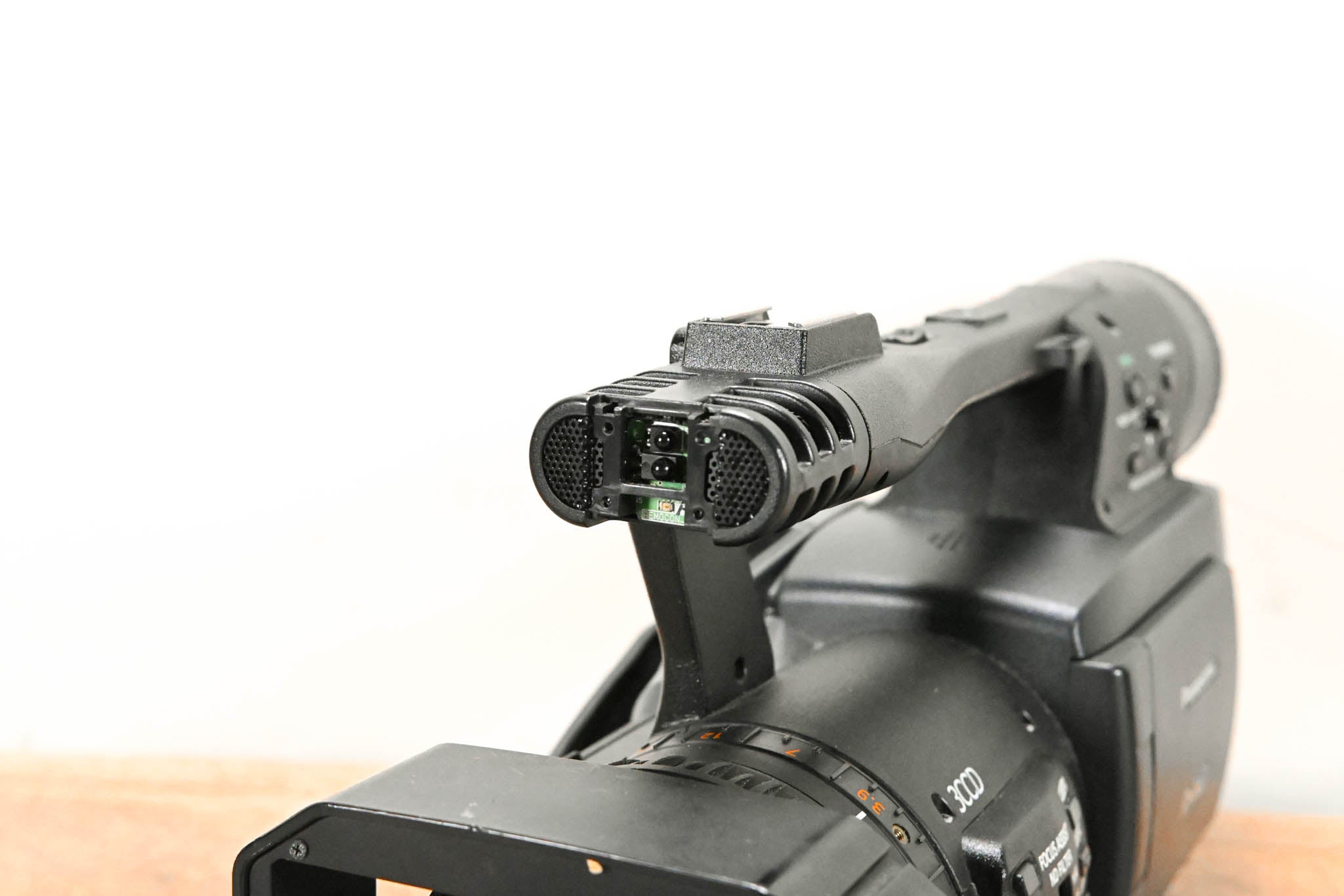 Panasonic AG-HPX170P P2HD Solid-State Camcorder