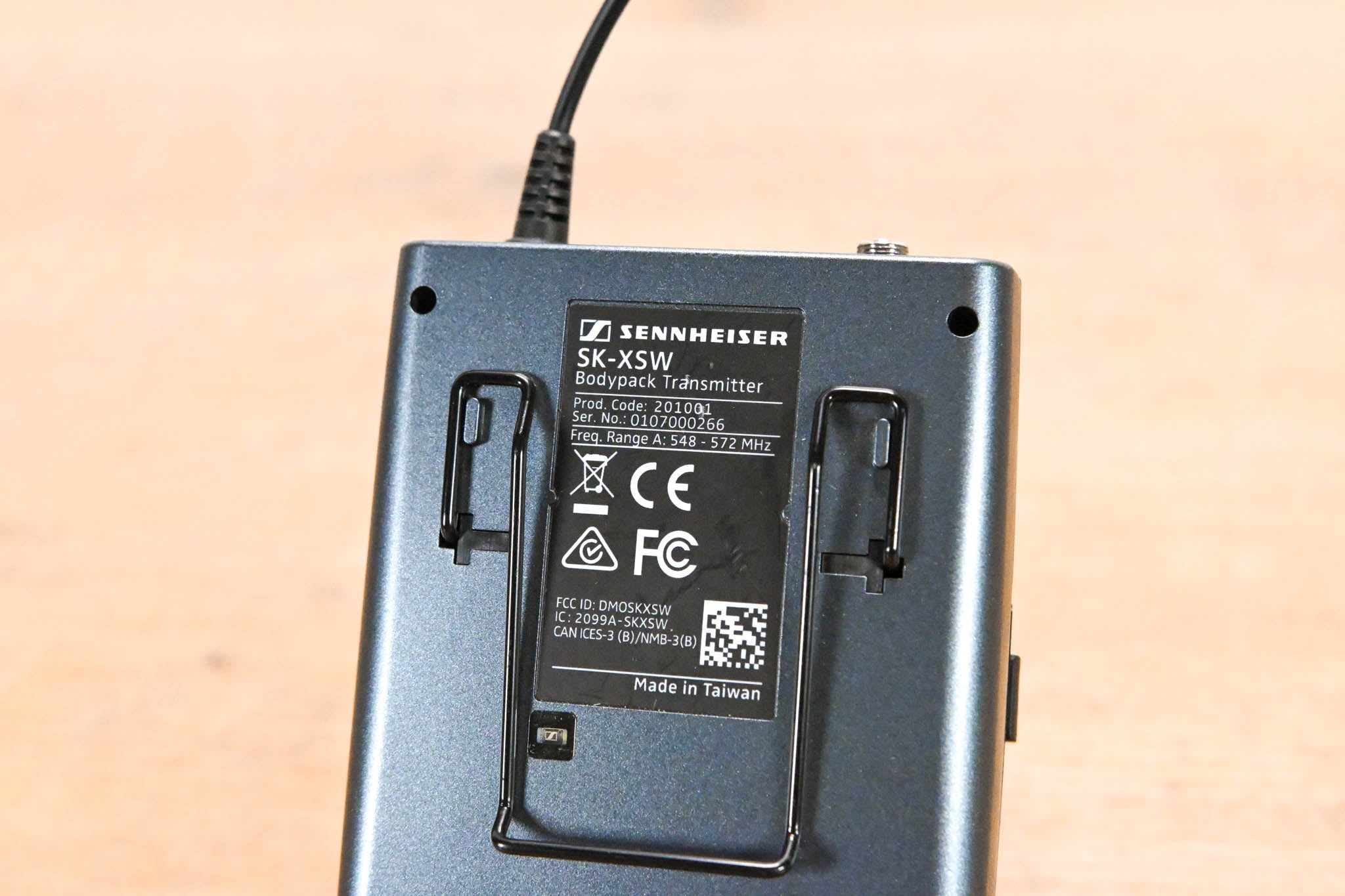Sennheiser EM-XSW 2 Receiver w/ SK-XSW Bodypack A Range NO POWER SUPPLY