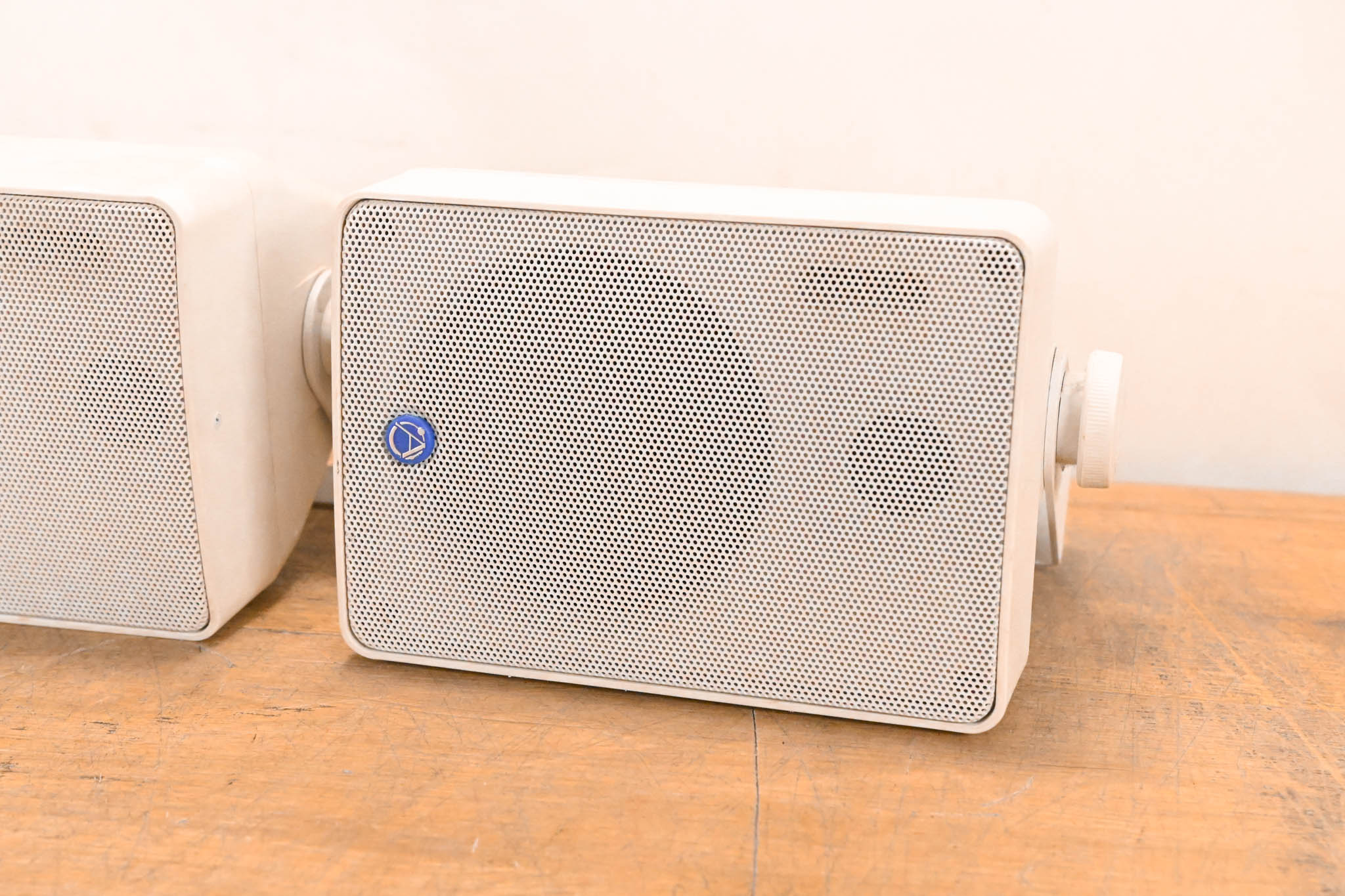 Atlas Sound SM42T-WH 4" 2-Way Weather Resistant Speaker System (PAIR)