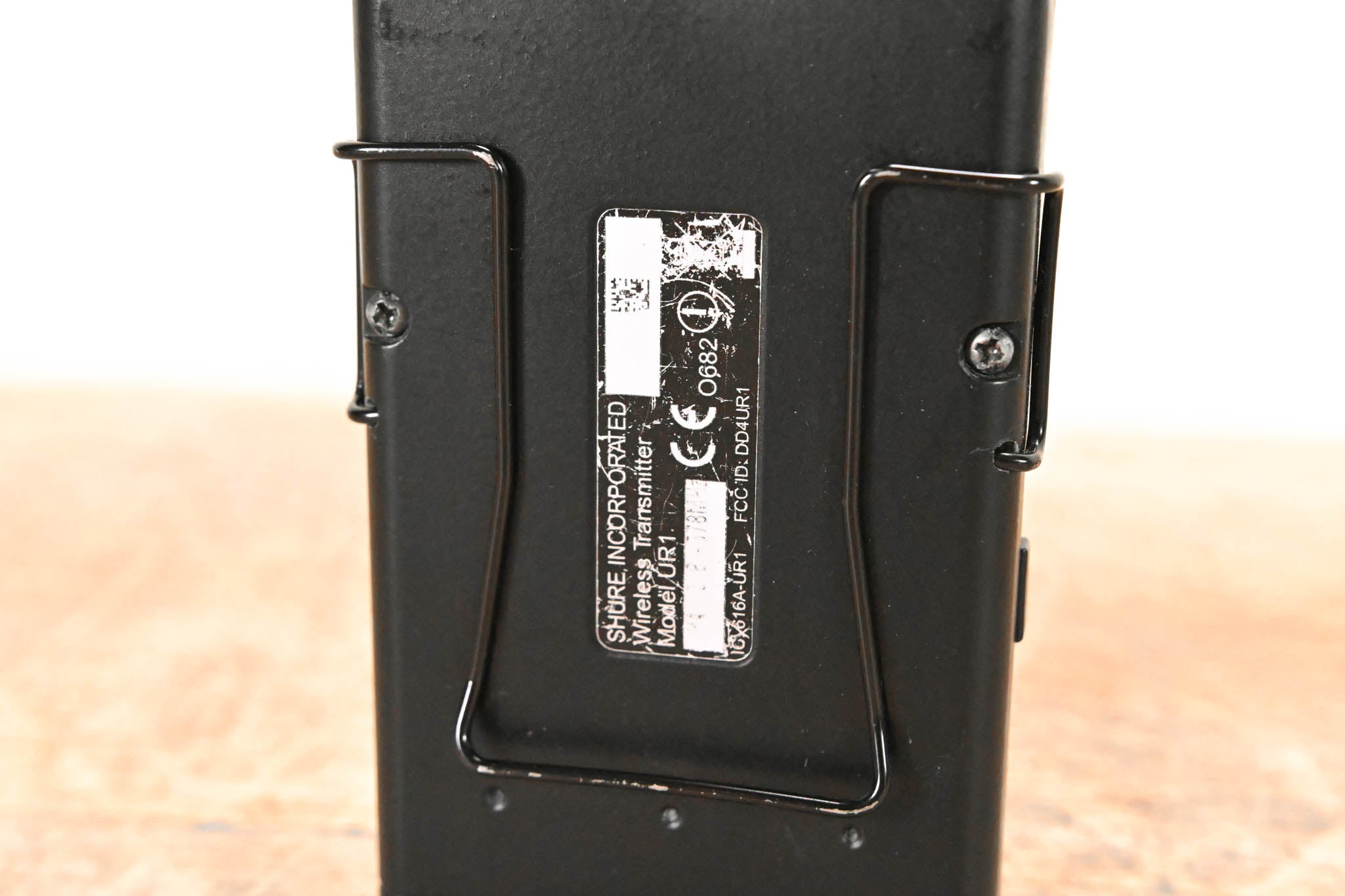 Shure UR1 Wireless Bodypack Transmitter - H4 Band: 518-578 MHz