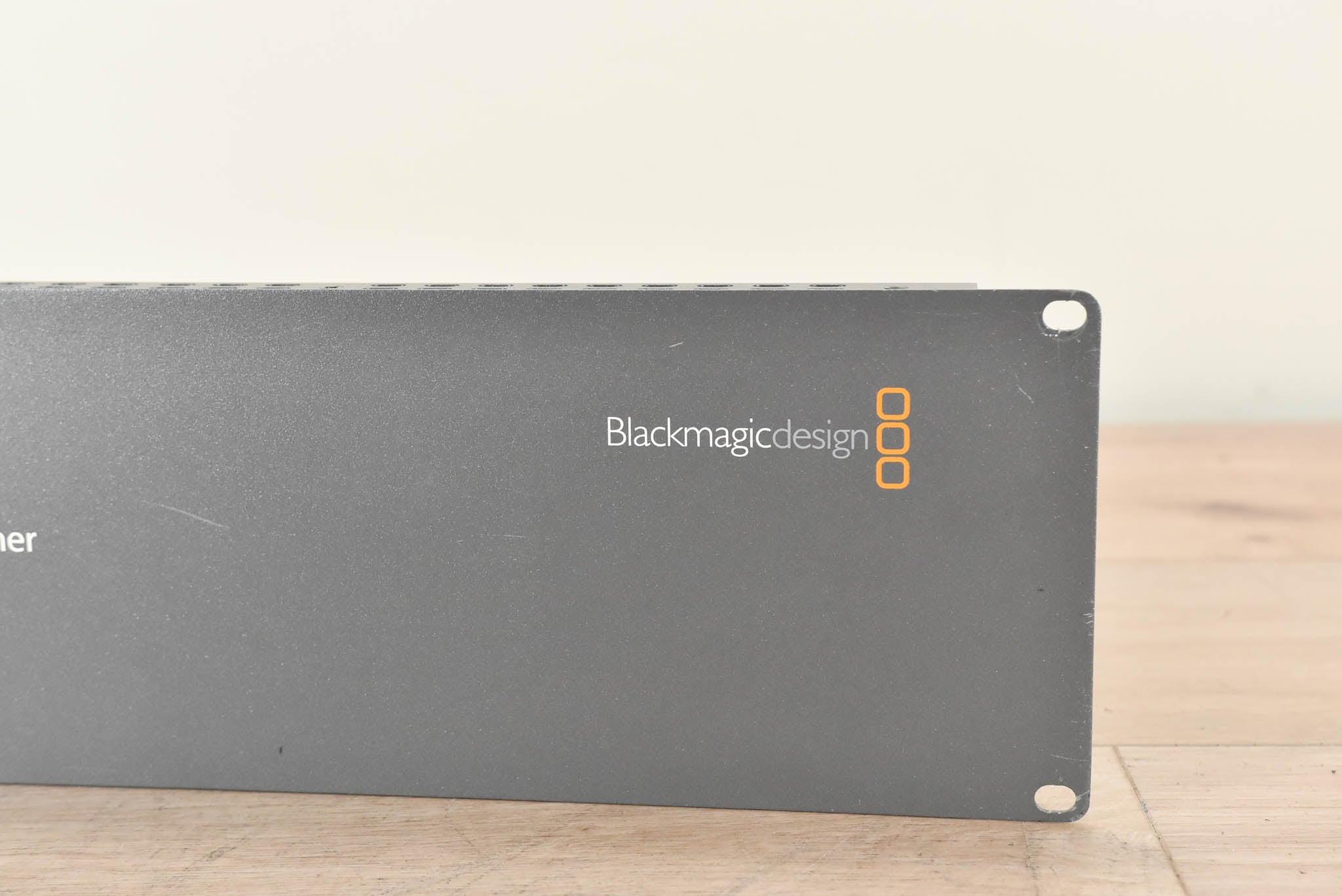 Blackmagic Design ATEM 2 M/E Production Switcher