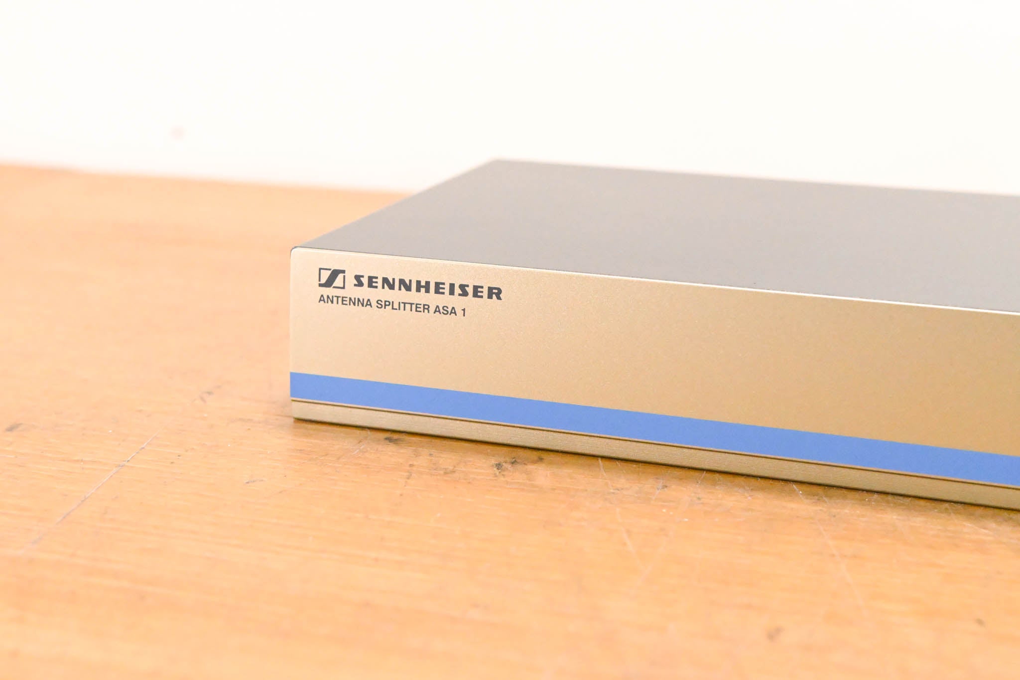 Sennheiser ASA 1 Active Antenna Splitter - 470-870 MHz (NO POWER SUPPLY)