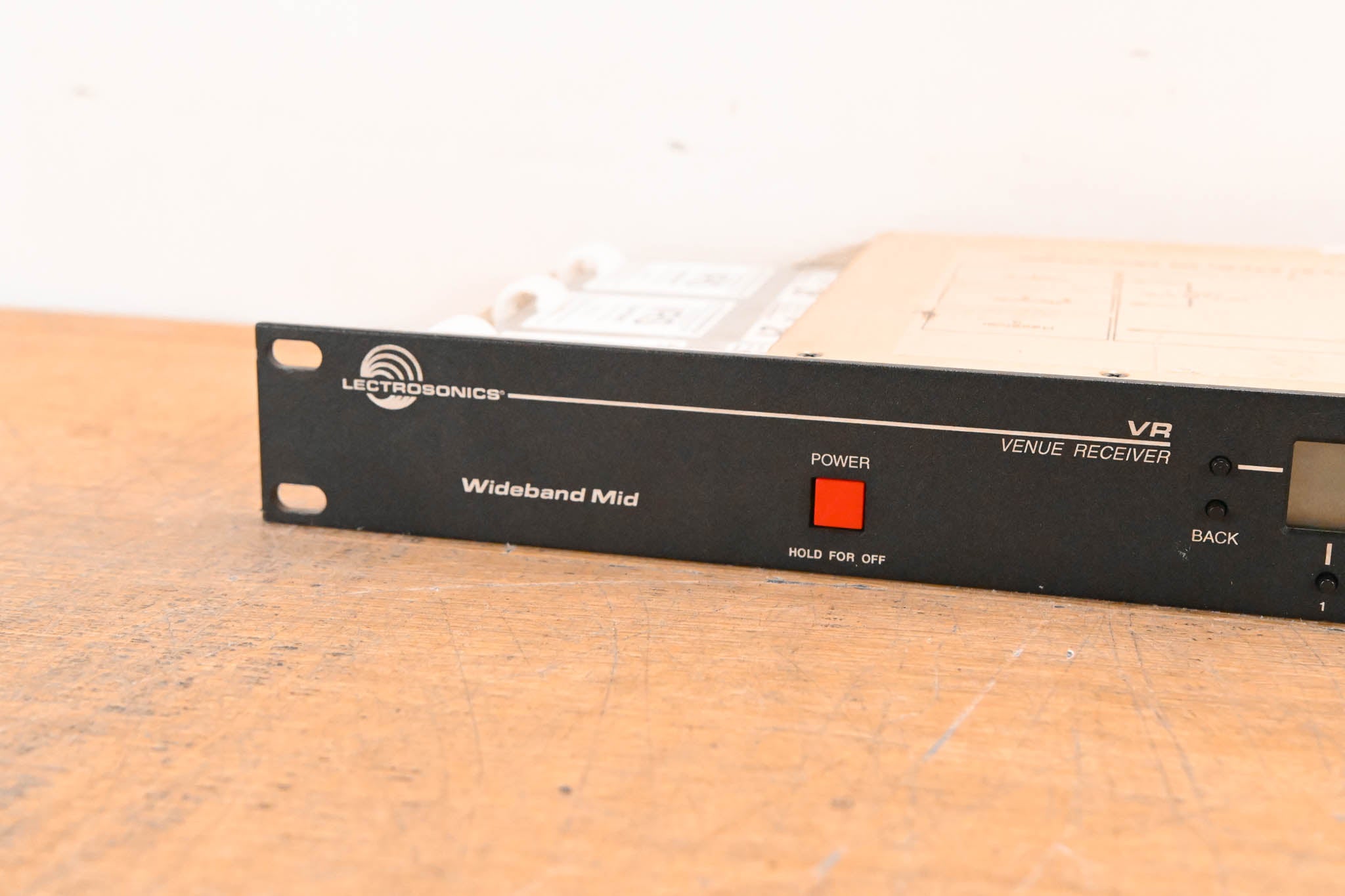 Lectrosonics Venue Wideband Mid 6-Channel Receiver w/ Bodypacks (NO PSU)