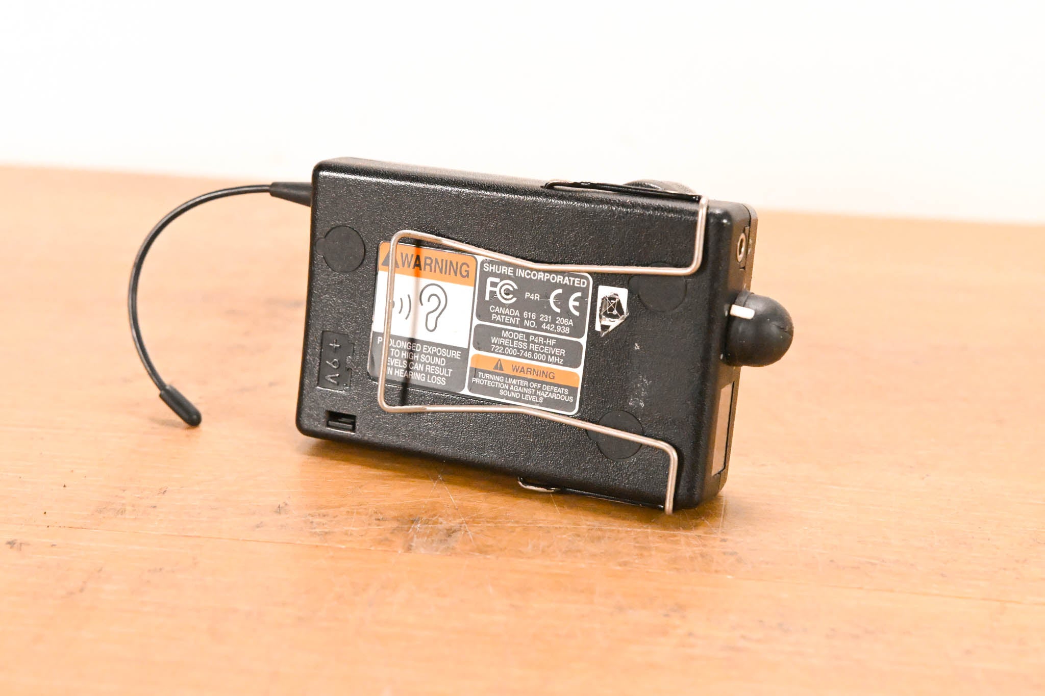 Shure PSM 400 In-Ear Monitoring System - 722-746 MHz (NO POWER SUPPLY)