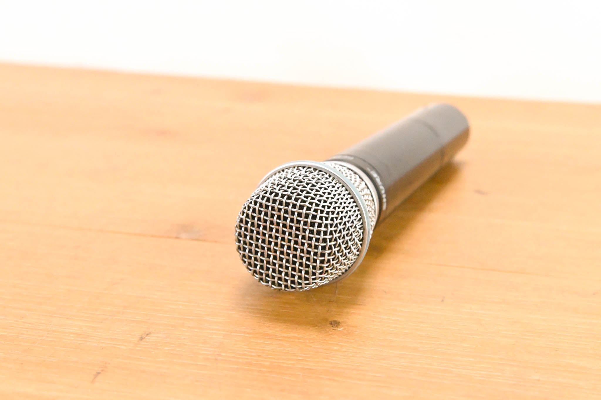 Shure ULXP24/BETA87A Handheld Wireless System - M1 Band NO POWER SUPPLY