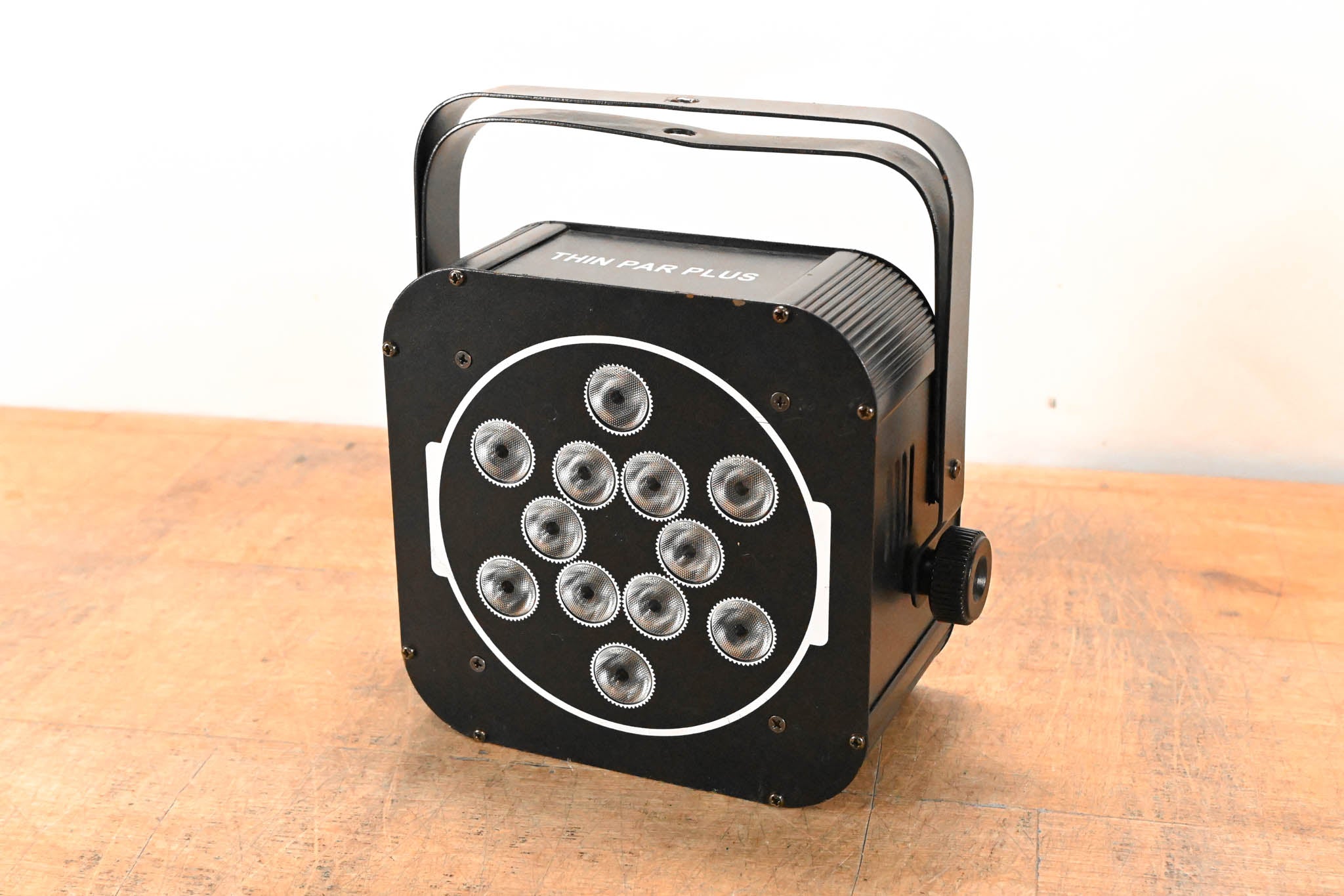 OmniSistem Thin Par Plus RGBW 6 x 10W RGBA Par Can Light