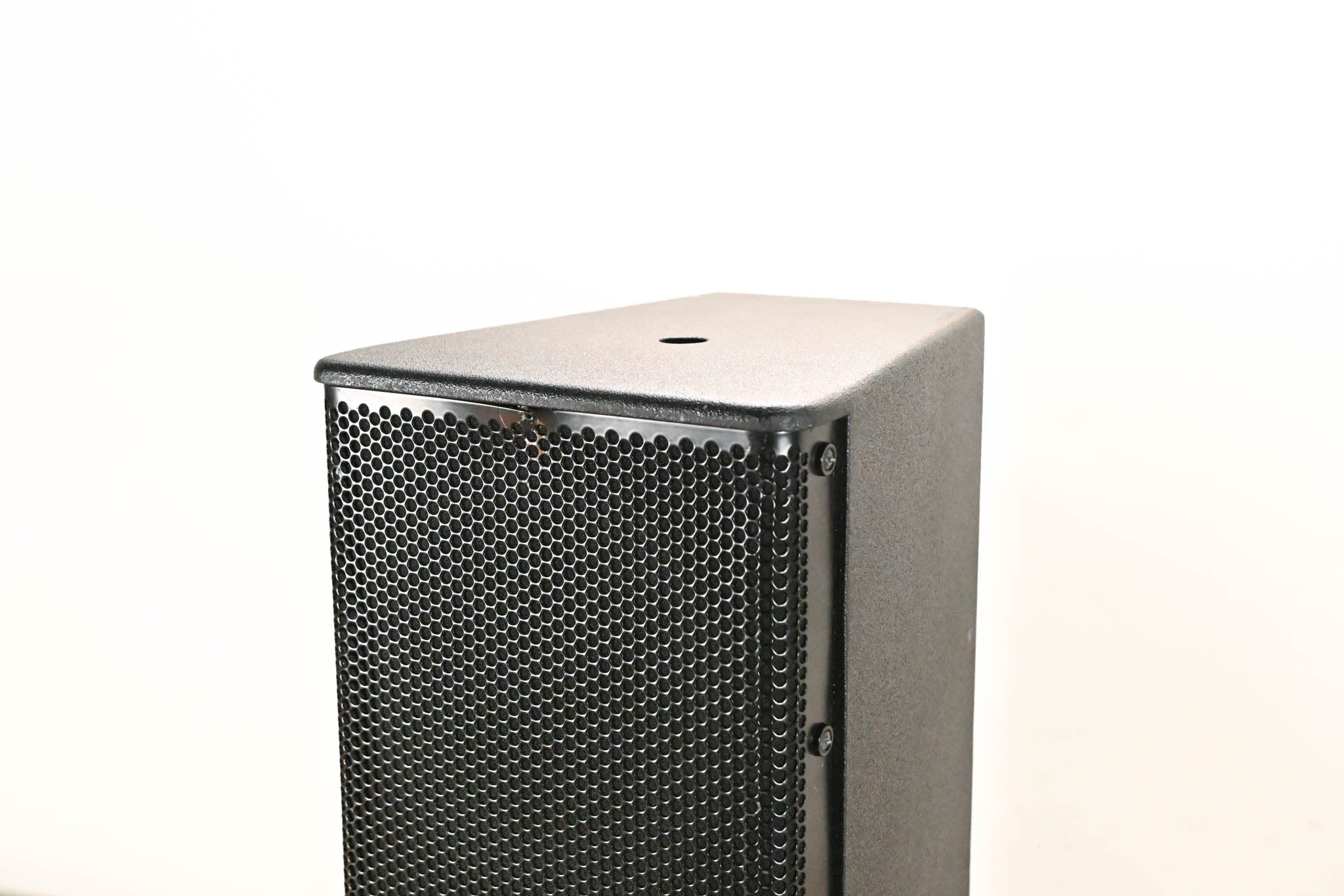 Electro-Voice (EV) Xi-1082 X-Array Install 2-Way Full-Range Loudspeaker