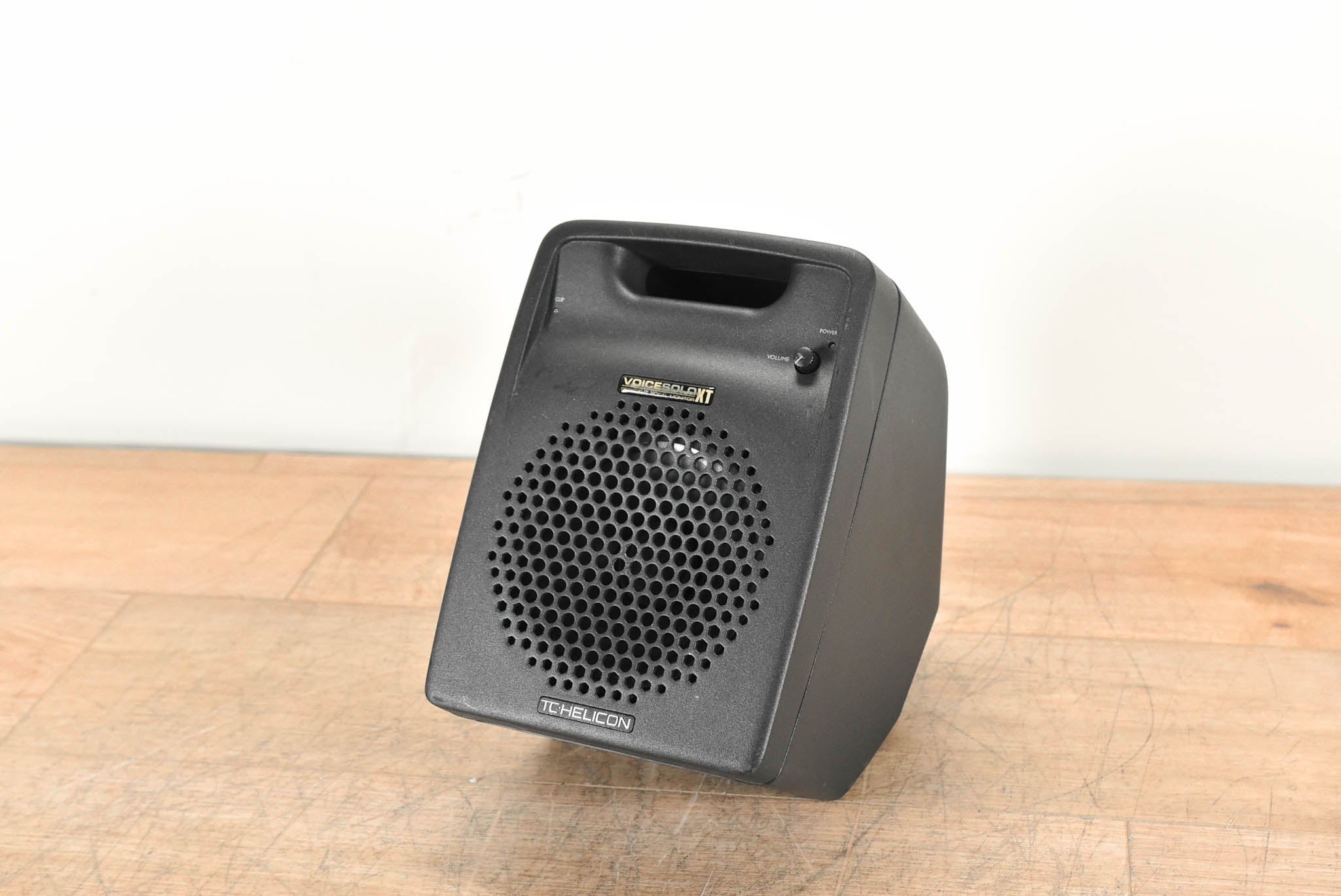 TC Helicon VoiceSolo VSM-200XT Active Monitor Speaker