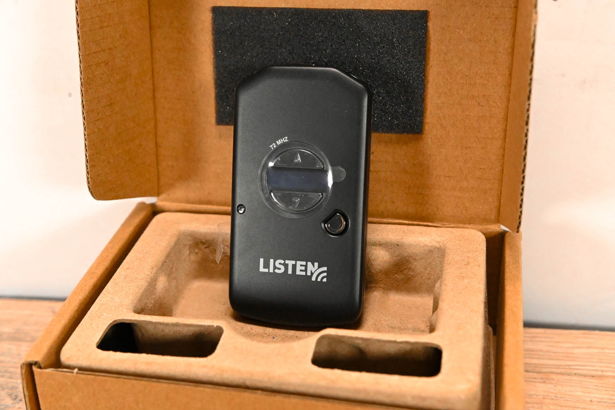Listen Technologies LR-5200-072 Advanced Intelligent DSP RF Receiver