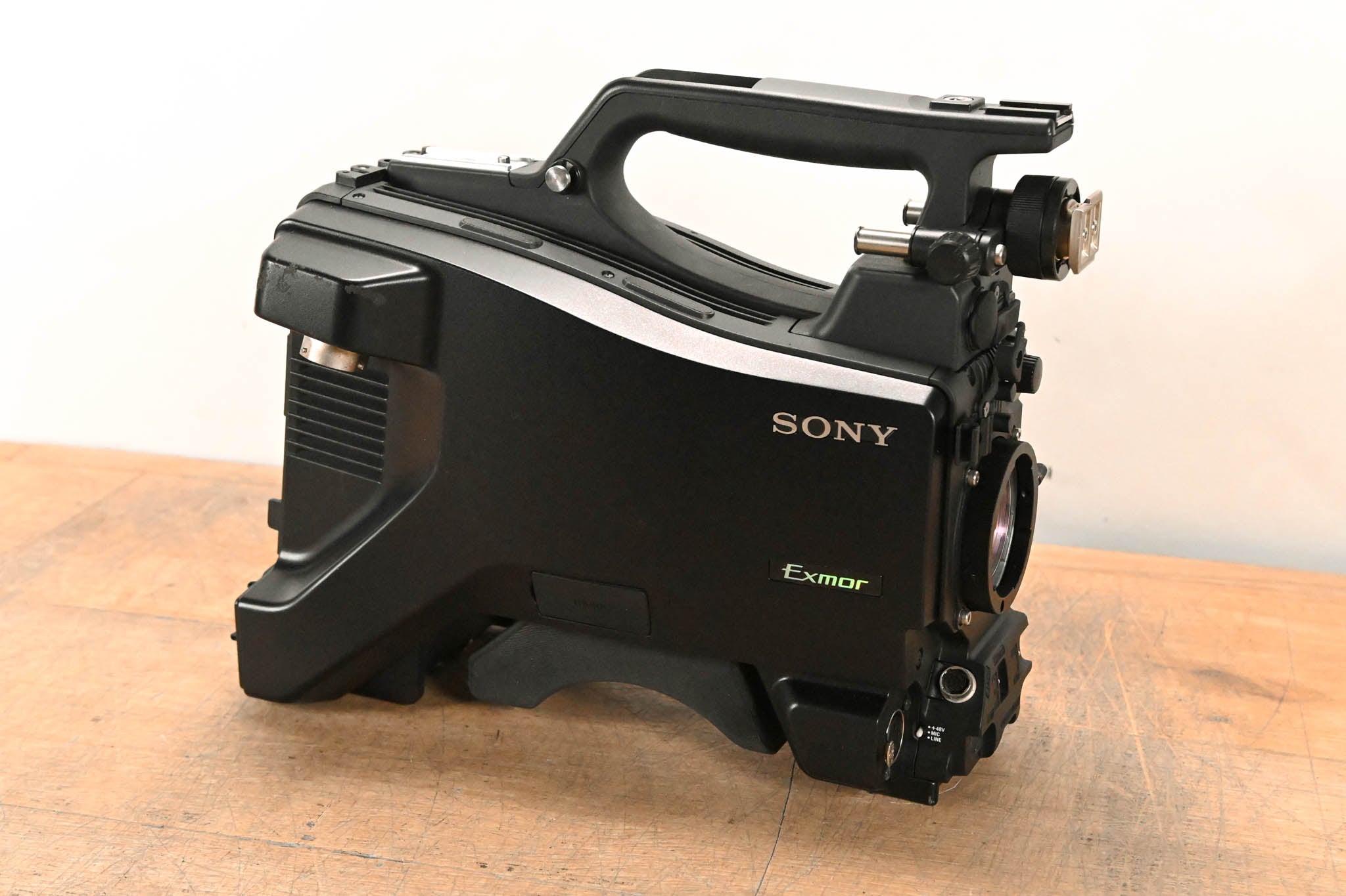 Sony HXC-D70 HD/SD Studio Camera