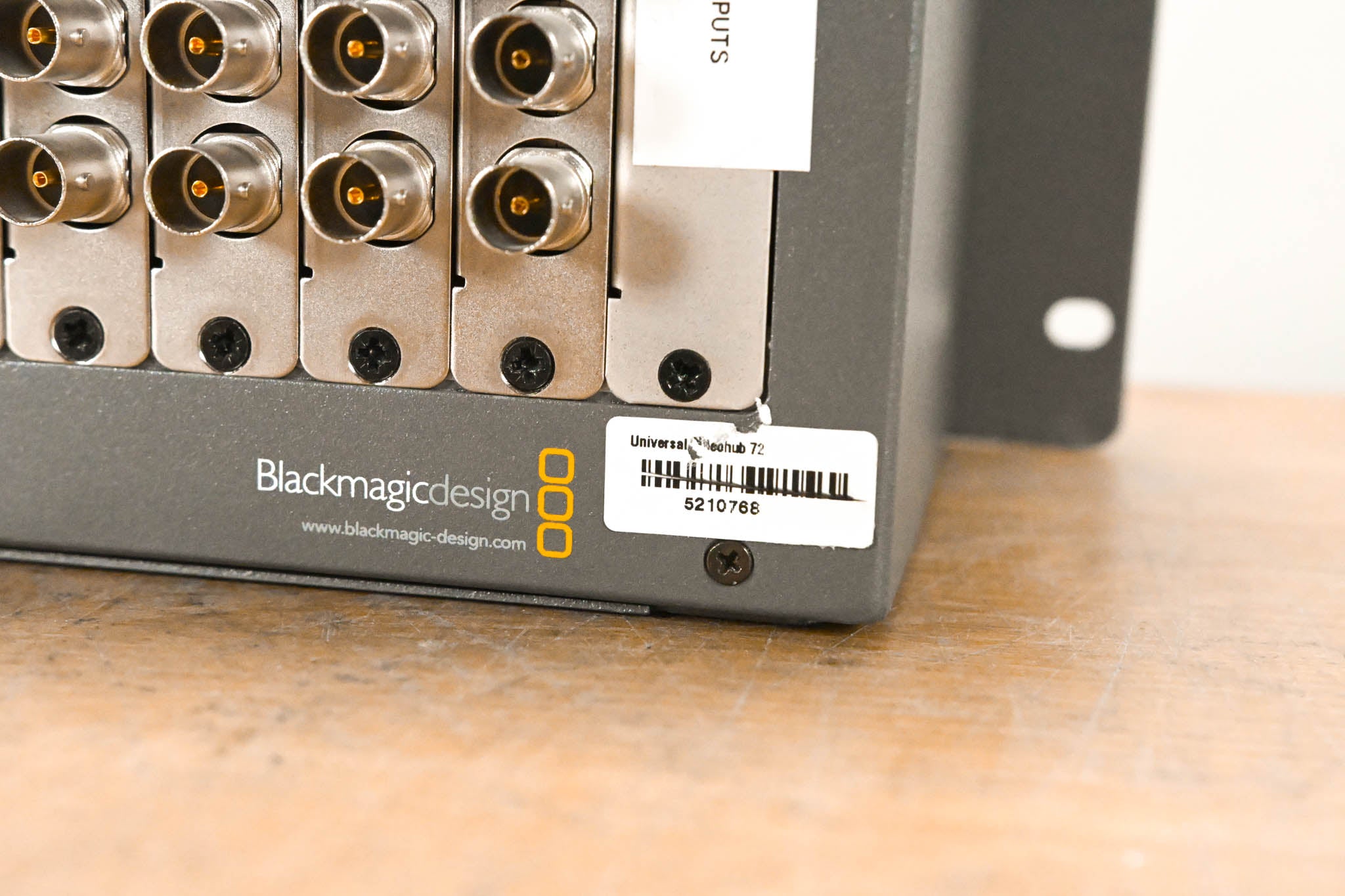 Blackmagic Design Universal Videohub 72 Rack Frame with 17 Cards