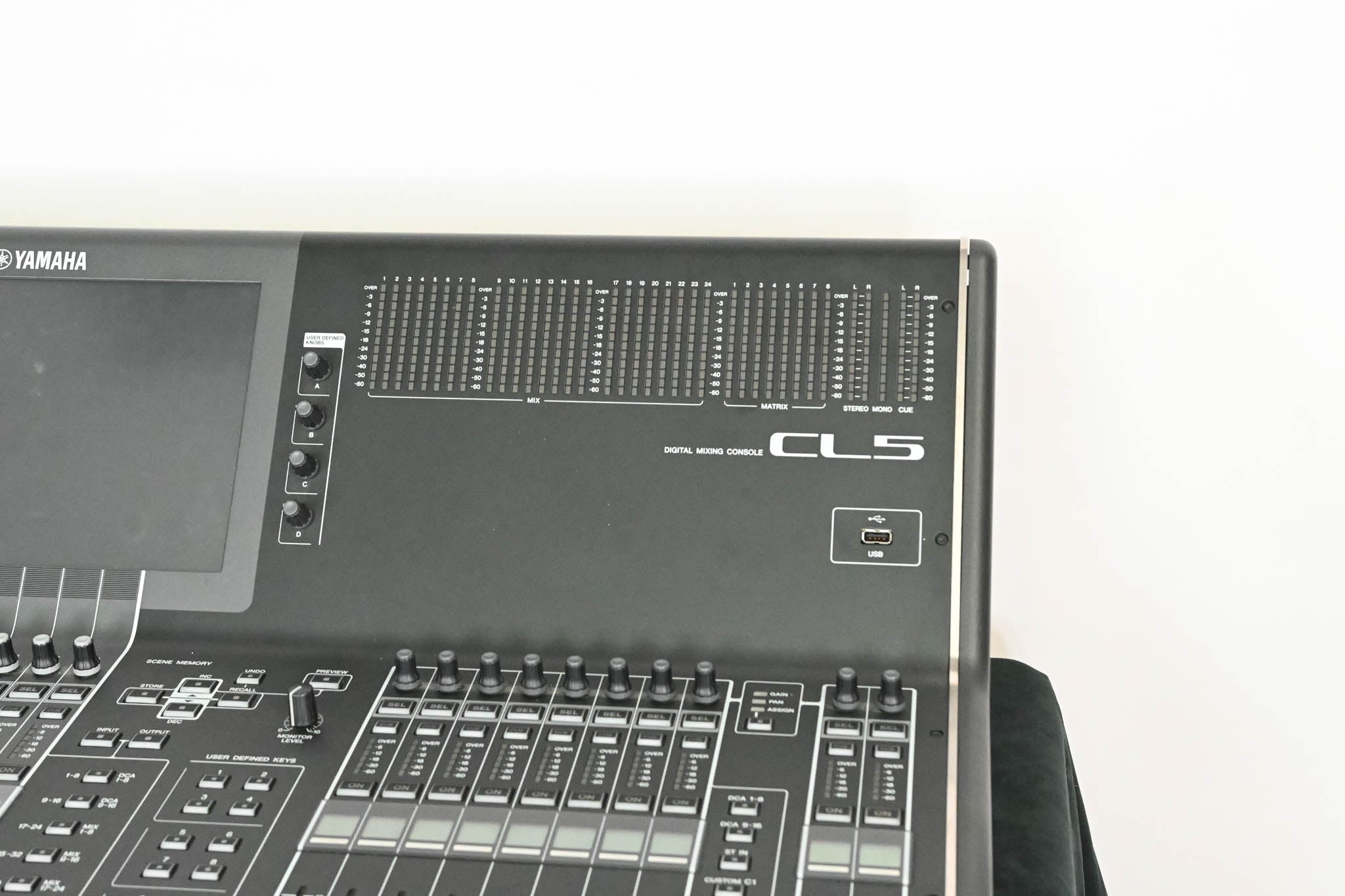 Yamaha CL5 72-Channel Digital Mixing Console
