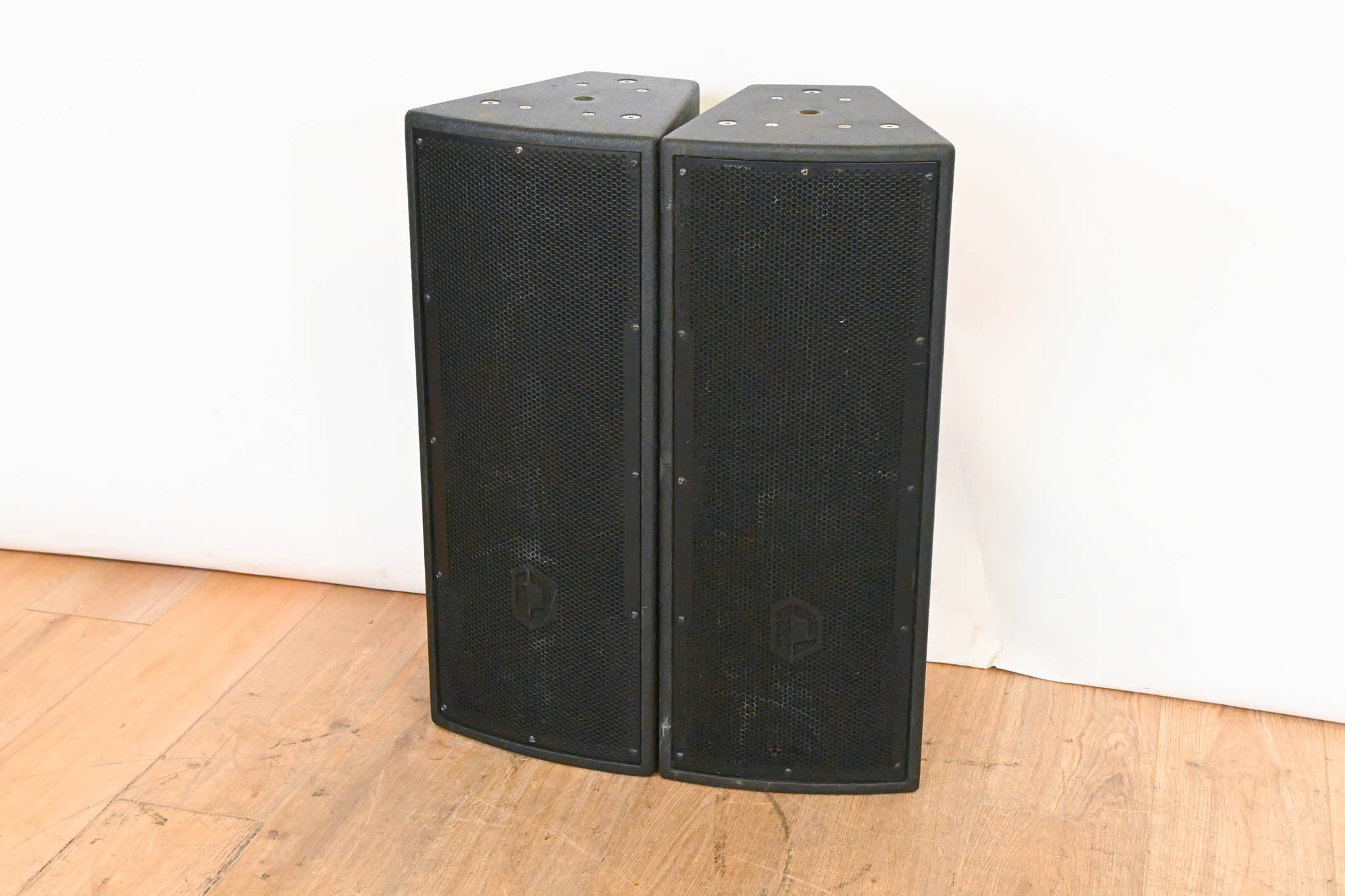 McCauley ID2.208-26 Passive Installation Loudspeaker (PAIR)