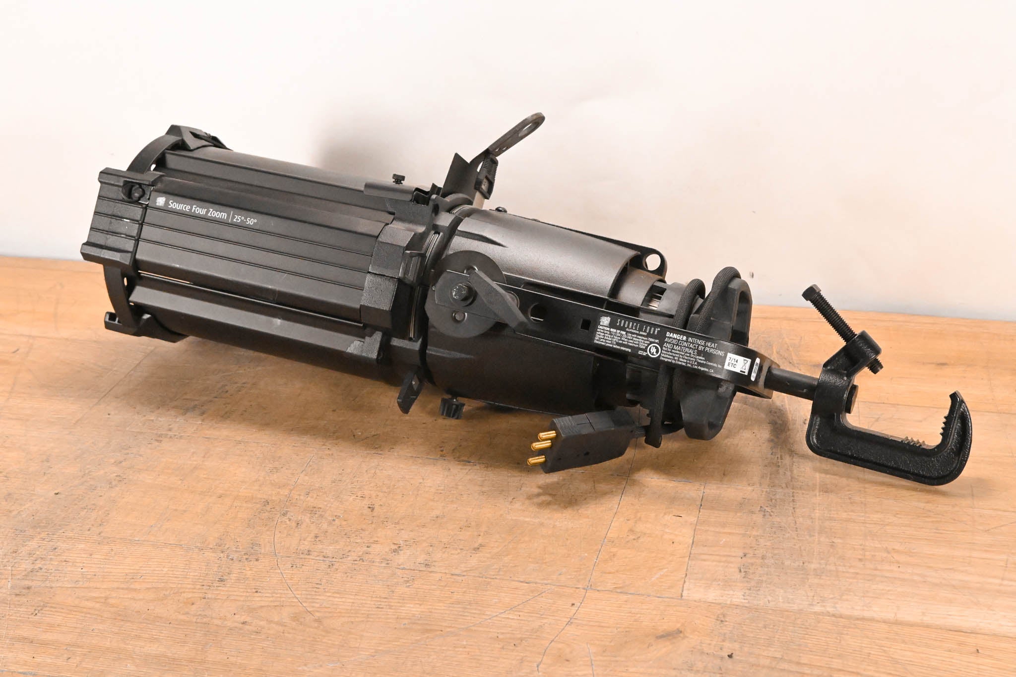 ETC Source Four Zoom 25-50 Degree 750 Ellipsoidal Light