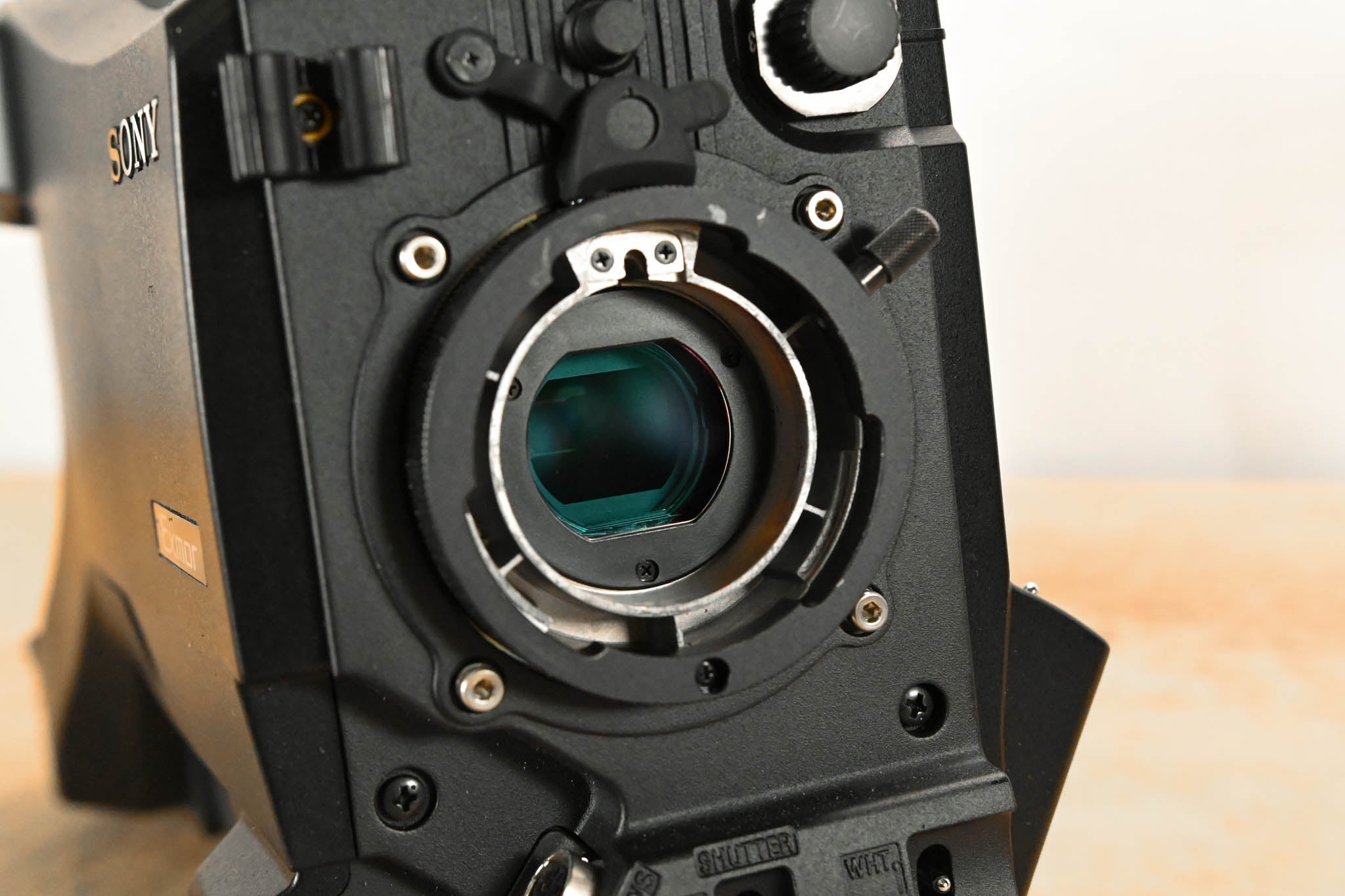 Sony HXC-D70 HD/SD Studio Camera