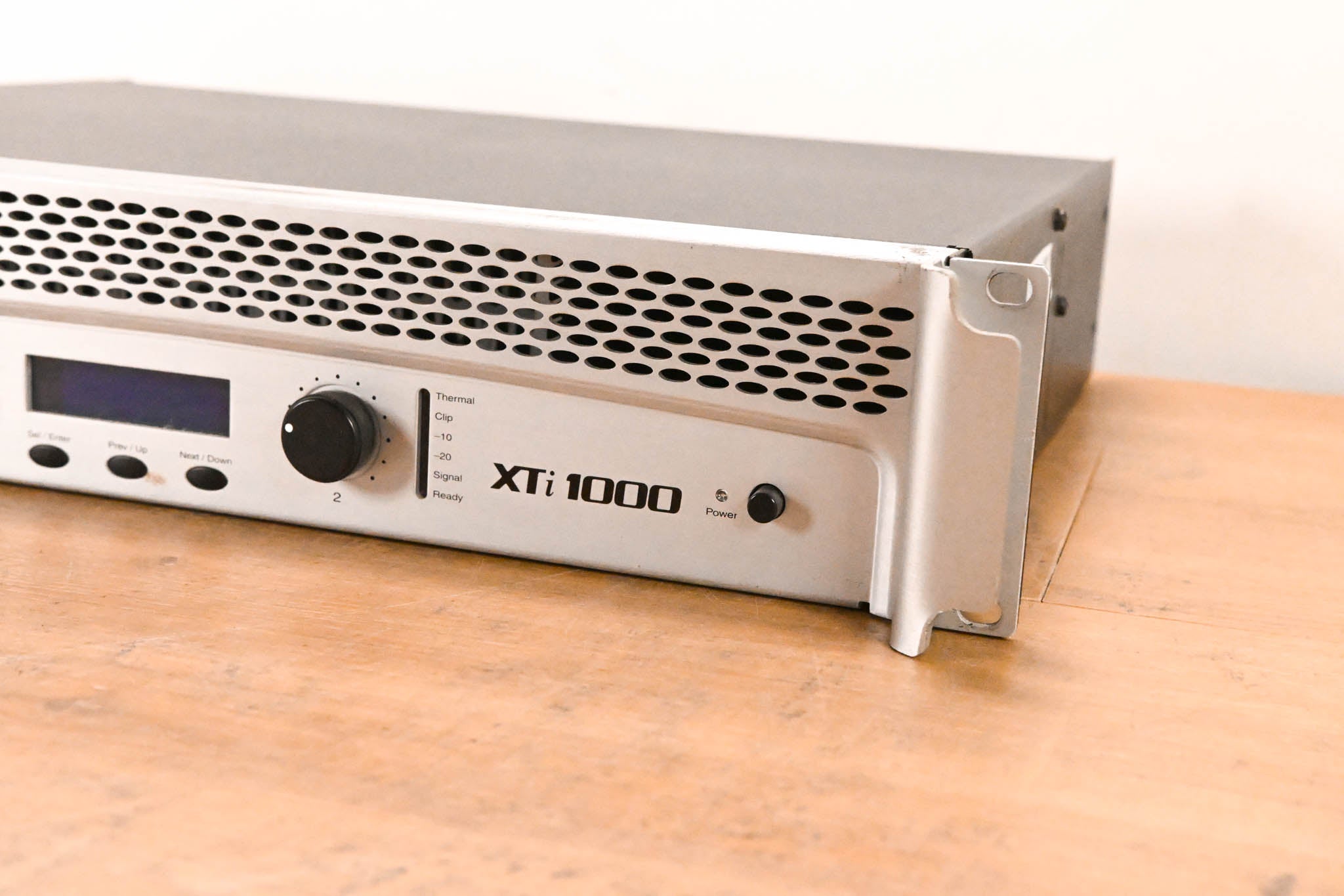 Crown XTi 1000 Stereo Power Amplifier with DSP