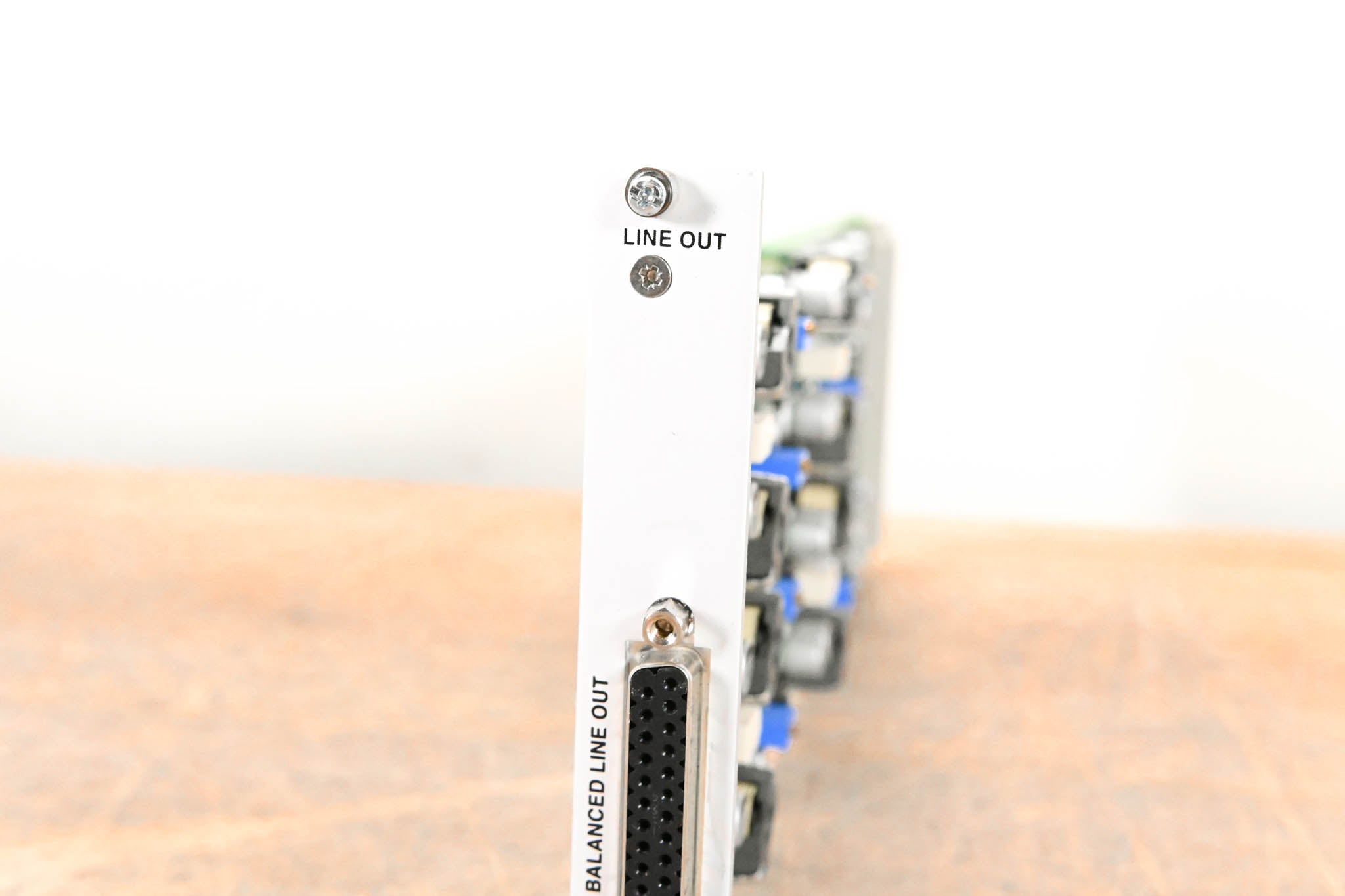 Studer 8-Channel Analog Line Out Card for D21m & D23m Modular I/O System