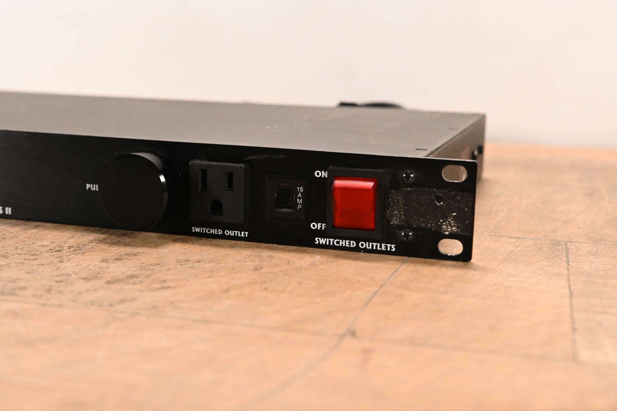 Furman PL-8 Series II 8-Outlet Rackmount Power Conditioner