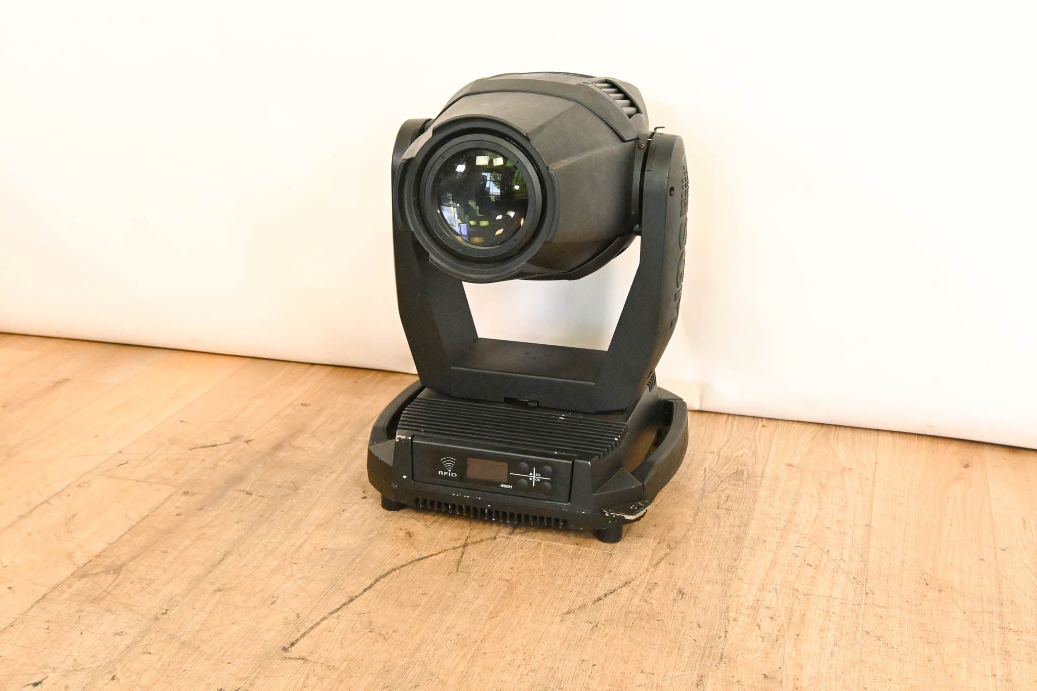SGM GSPOT IP65 Waterproof RGB LED Moving Head Light