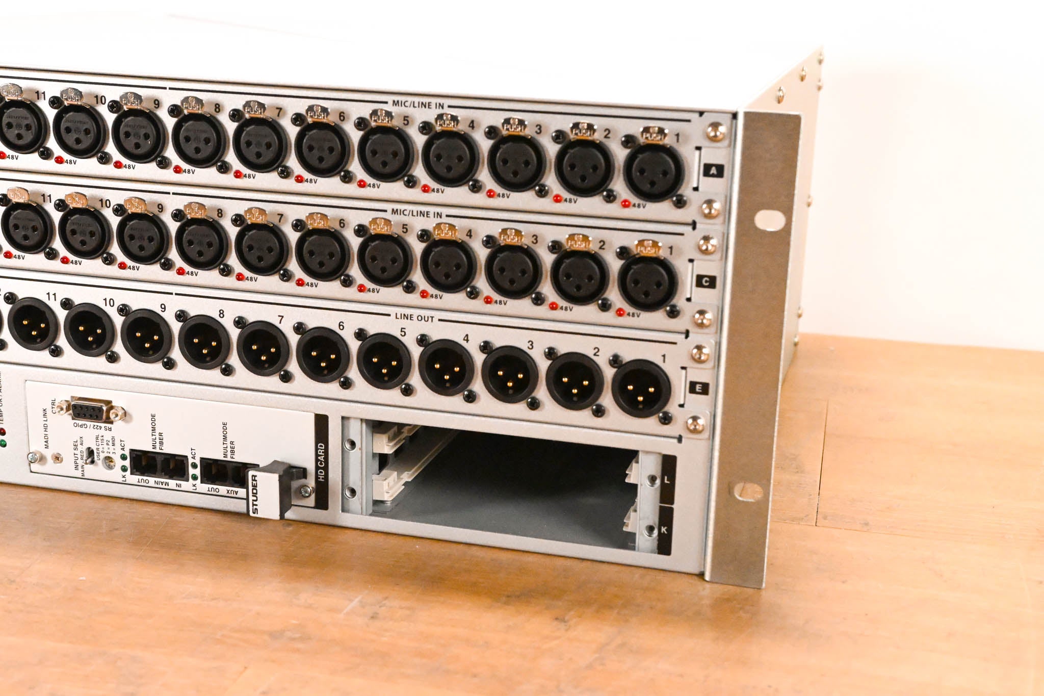 Studer Compact Stagebox - 32 Mic/Line Inputs, 16 Line Outputs