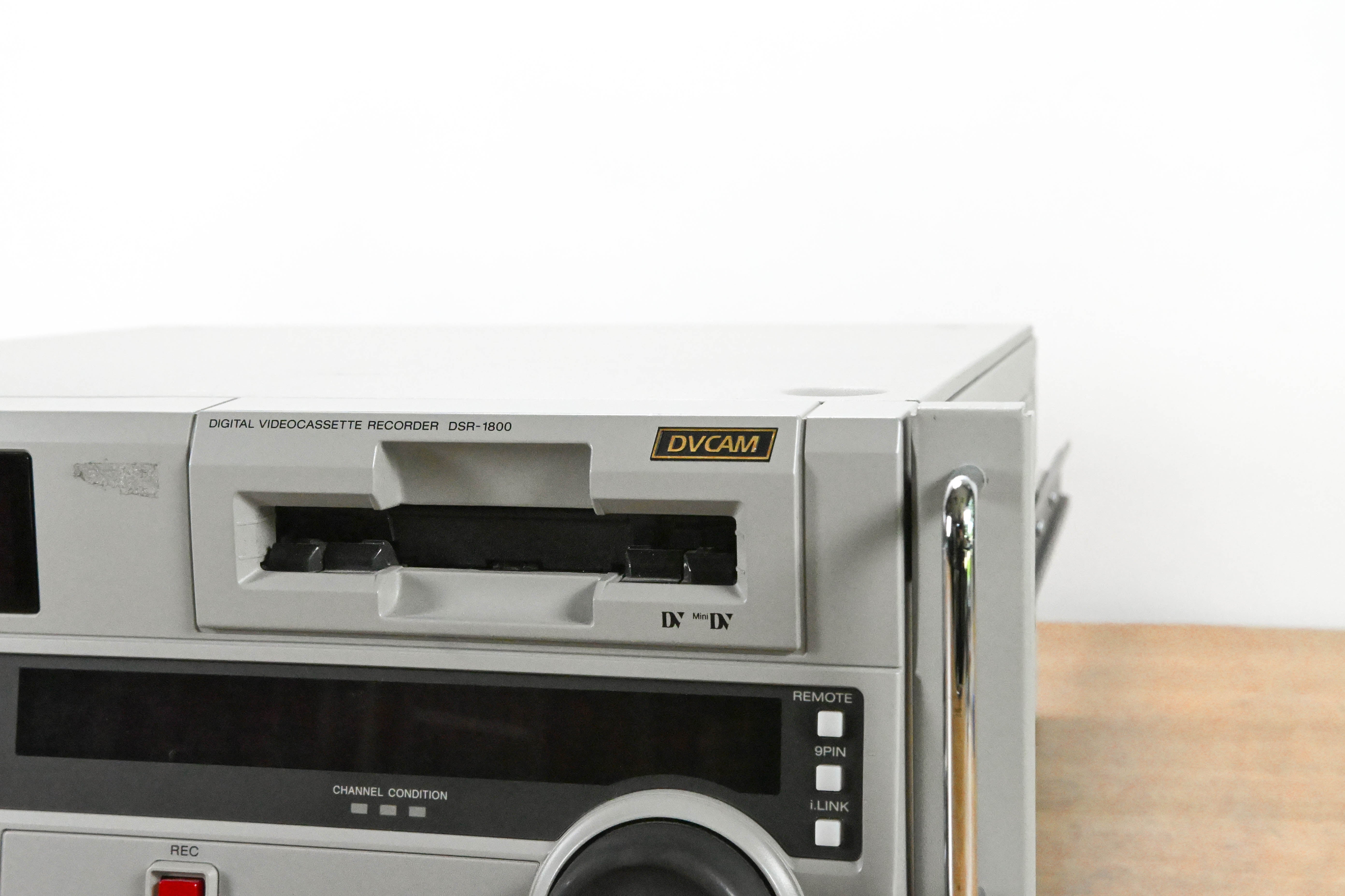 Sony DSR-1800 Digital Videocassette Recorder