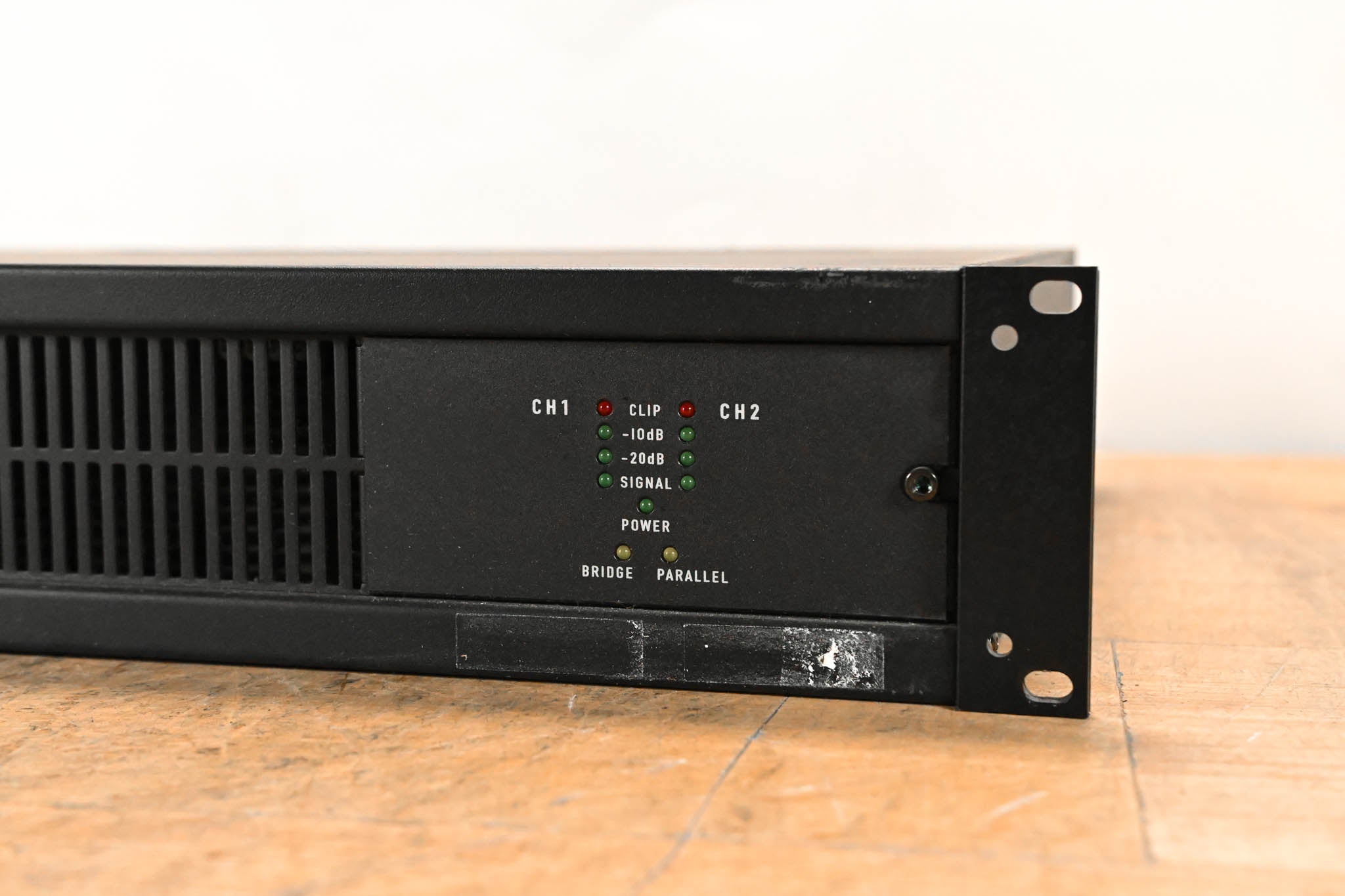 QSC CX702 2-Channel 700W Power Amplifier