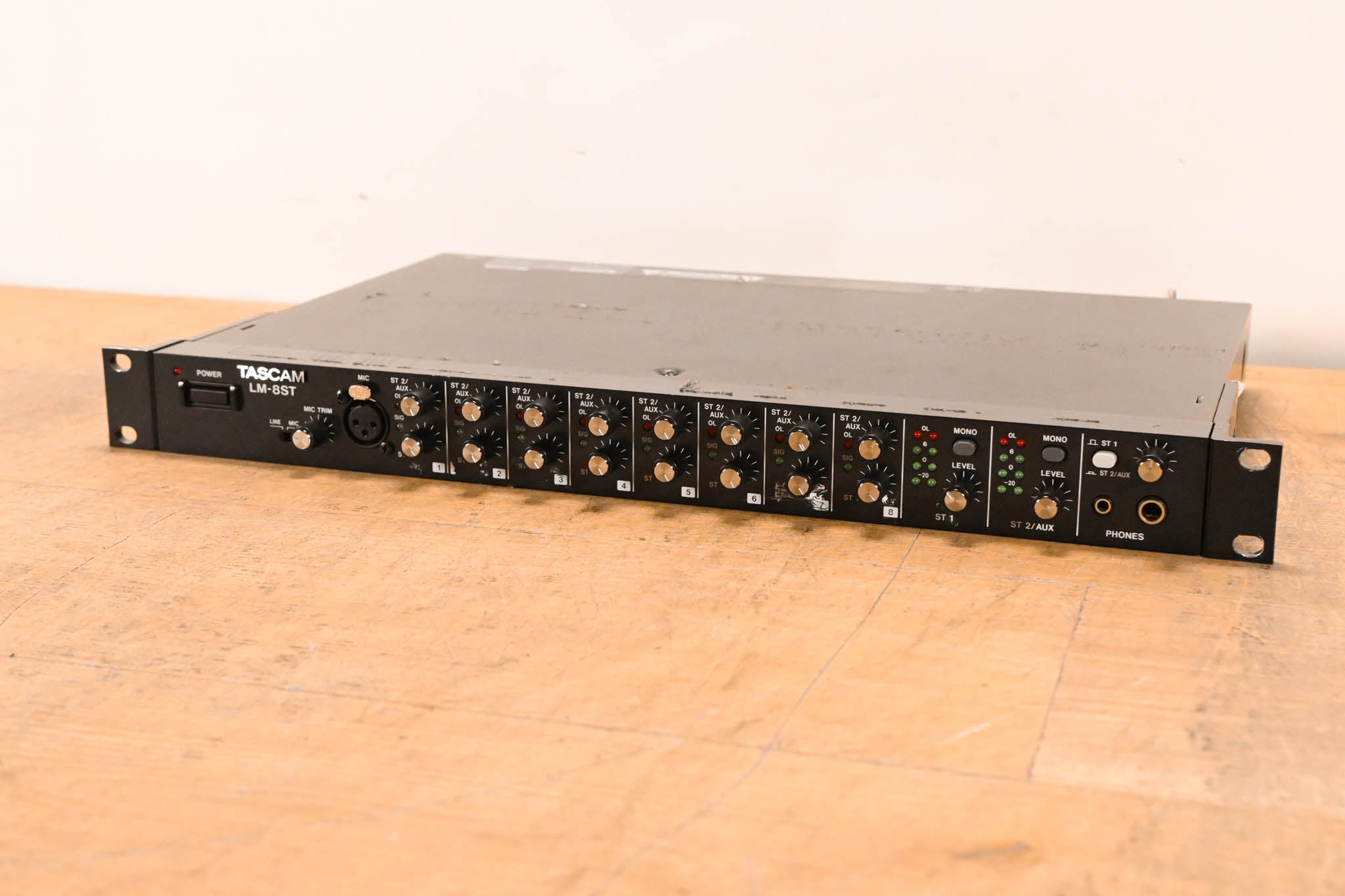 TASCAM LM-8ST Rackmount Line Mixer