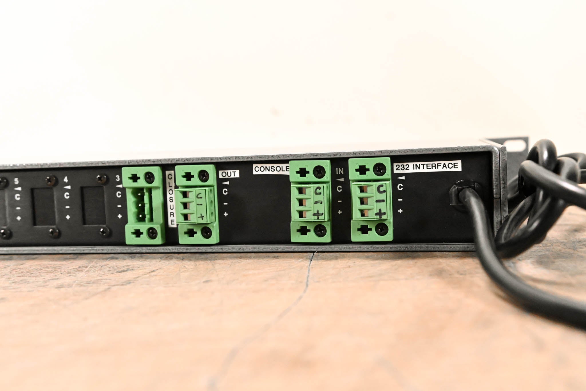 Doug Fleenor Design Model 1211 DMX Isolation Amplifier and Splitter