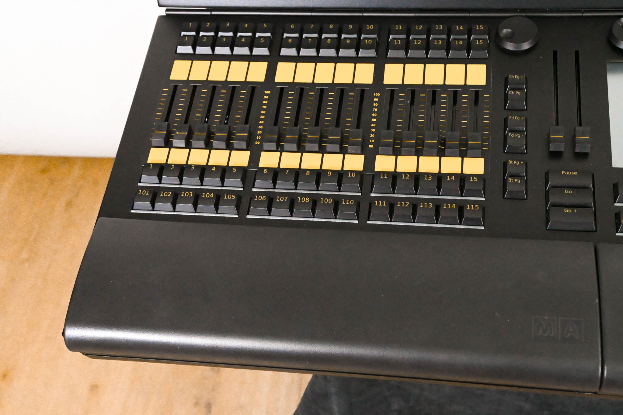 MA Lighting GrandMA2 Light Lighting Console