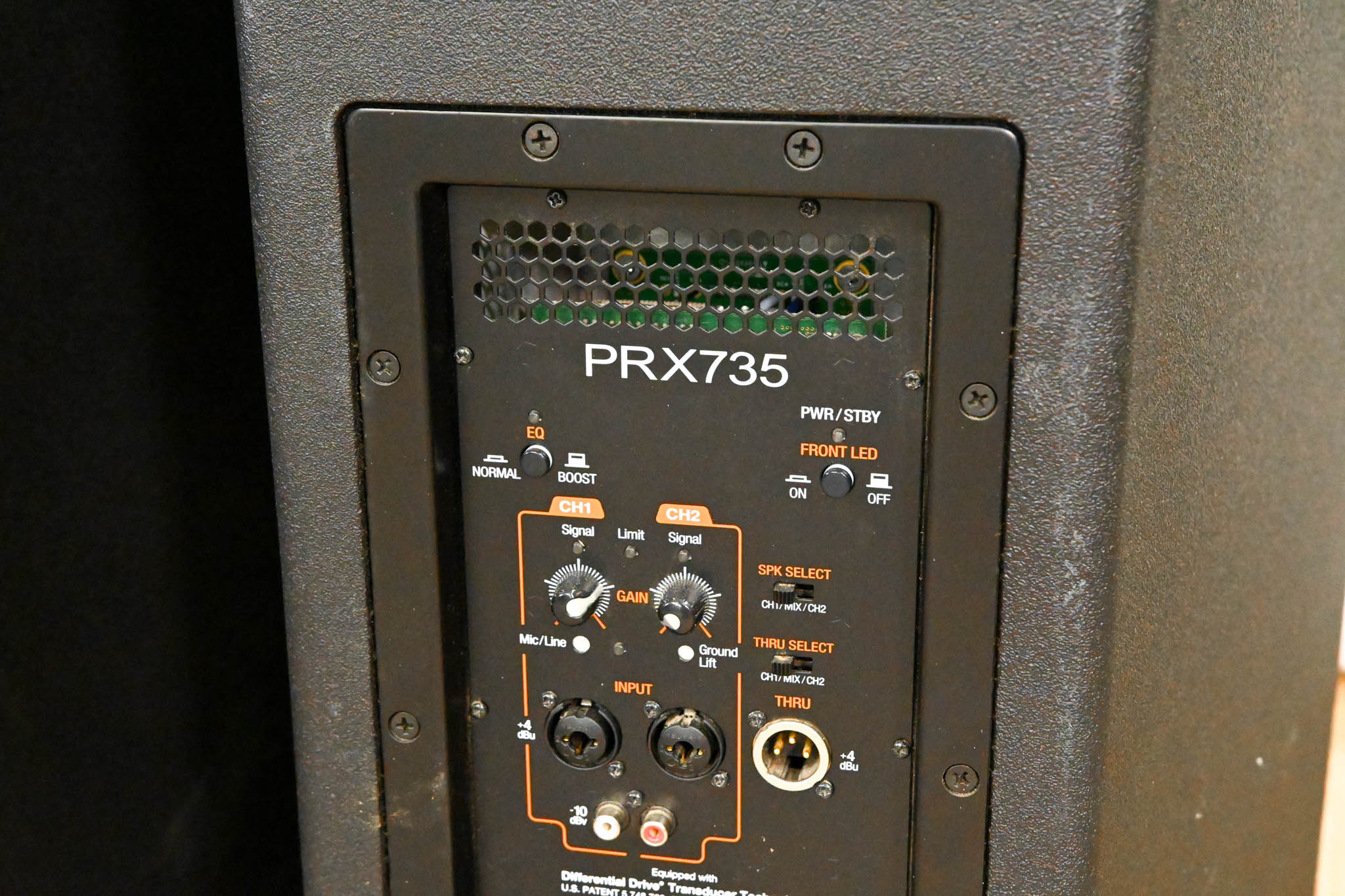 JBL PRX735 15" Three-Way Full-Range Main System (PAIR)