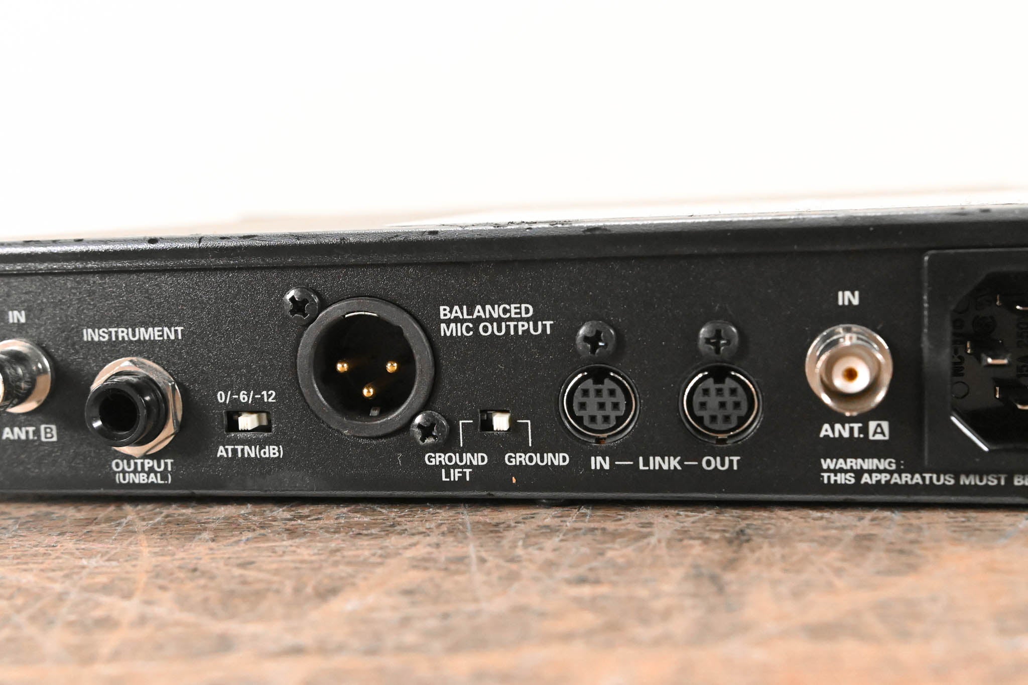 Audio-Technica AEW-R4100 UHF Wireless Receiver - D Band: 655-680 MHz