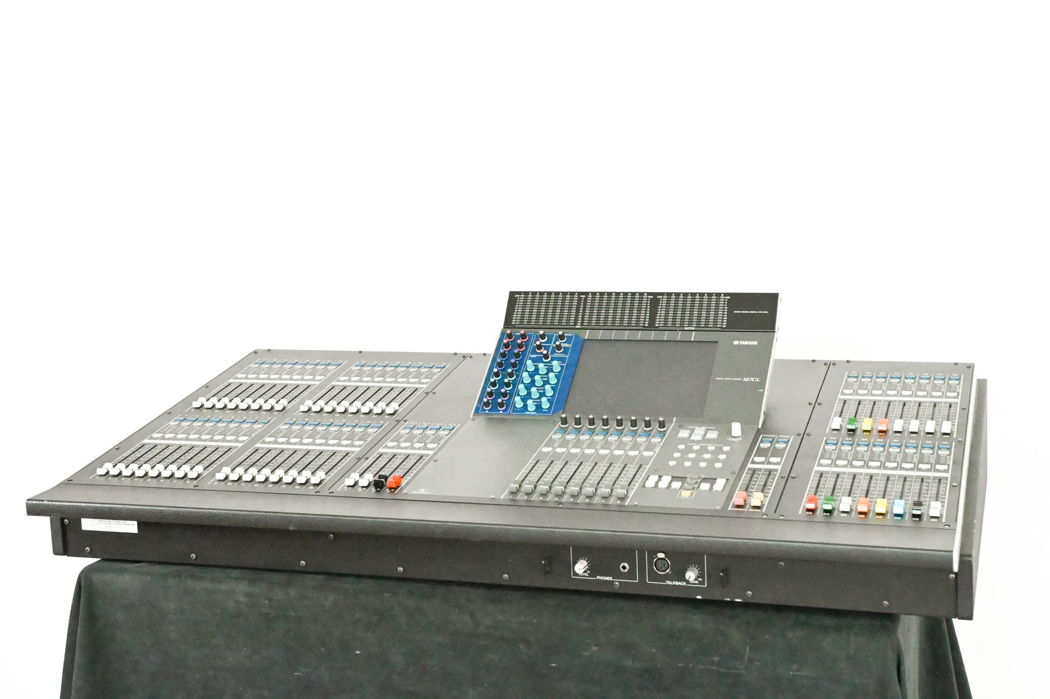 Yamaha M7CL-48 48-Channel Digital Audio Mixing Console