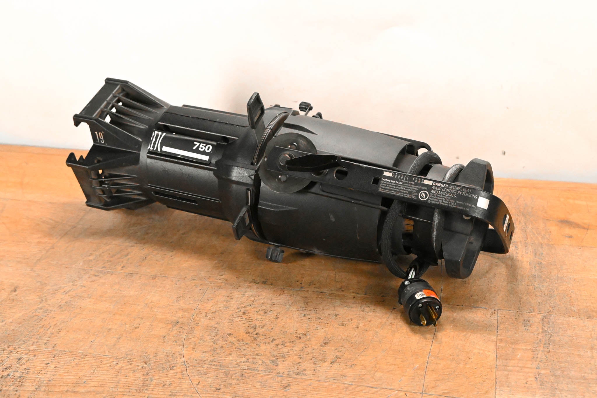 ETC Source Four 750 19 Degree Ellipsoidal Light