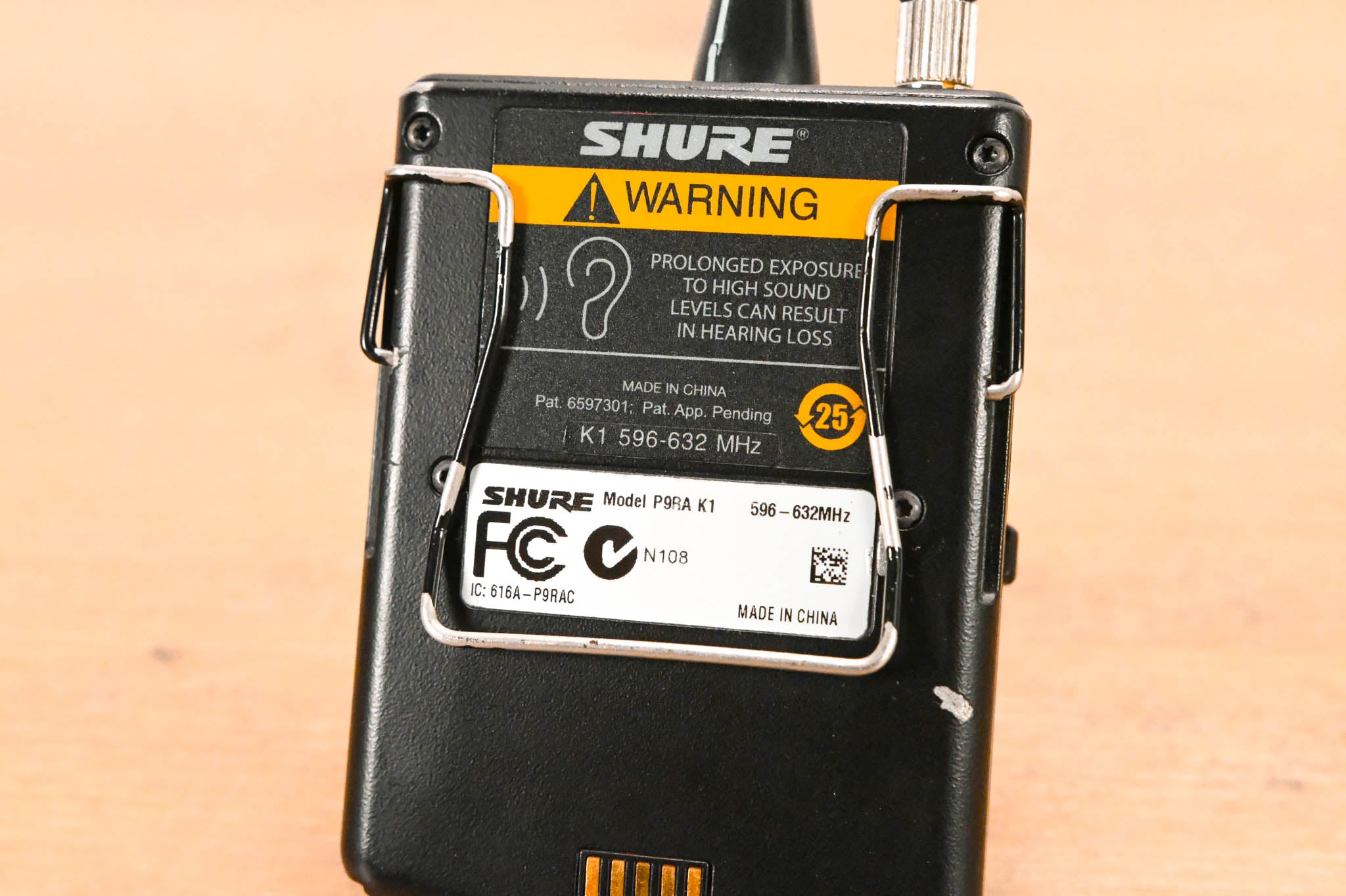 Shure P9RA-K1 Wireless Bodypack Receiver - K1 Band: 596-632 MHz