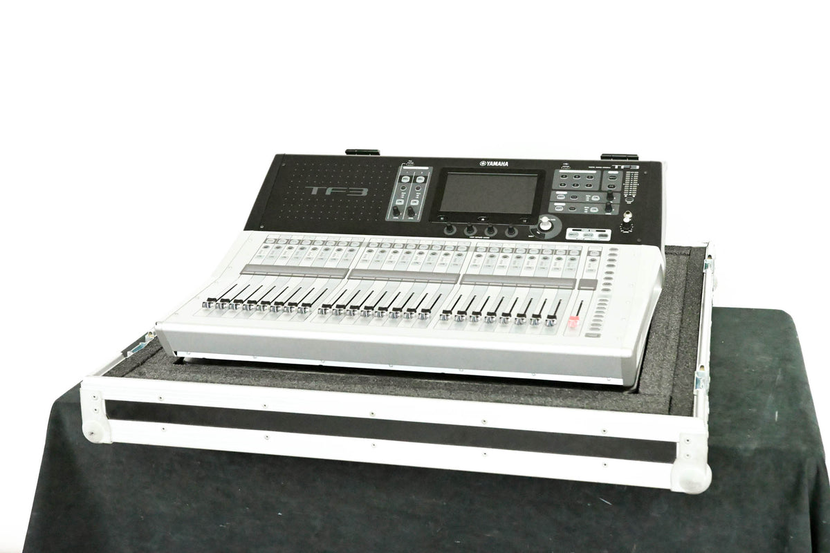 Yamaha TF3 24-Channel Digital Audio Mixer with Road Case