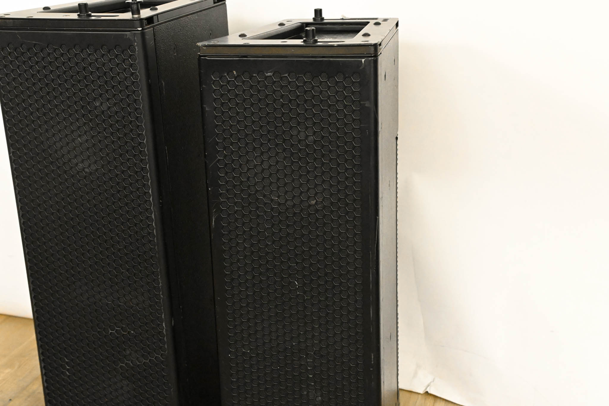 Meyer Sound M'elodie High-Power Curvilinear Array Loudspeaker (PAIR)