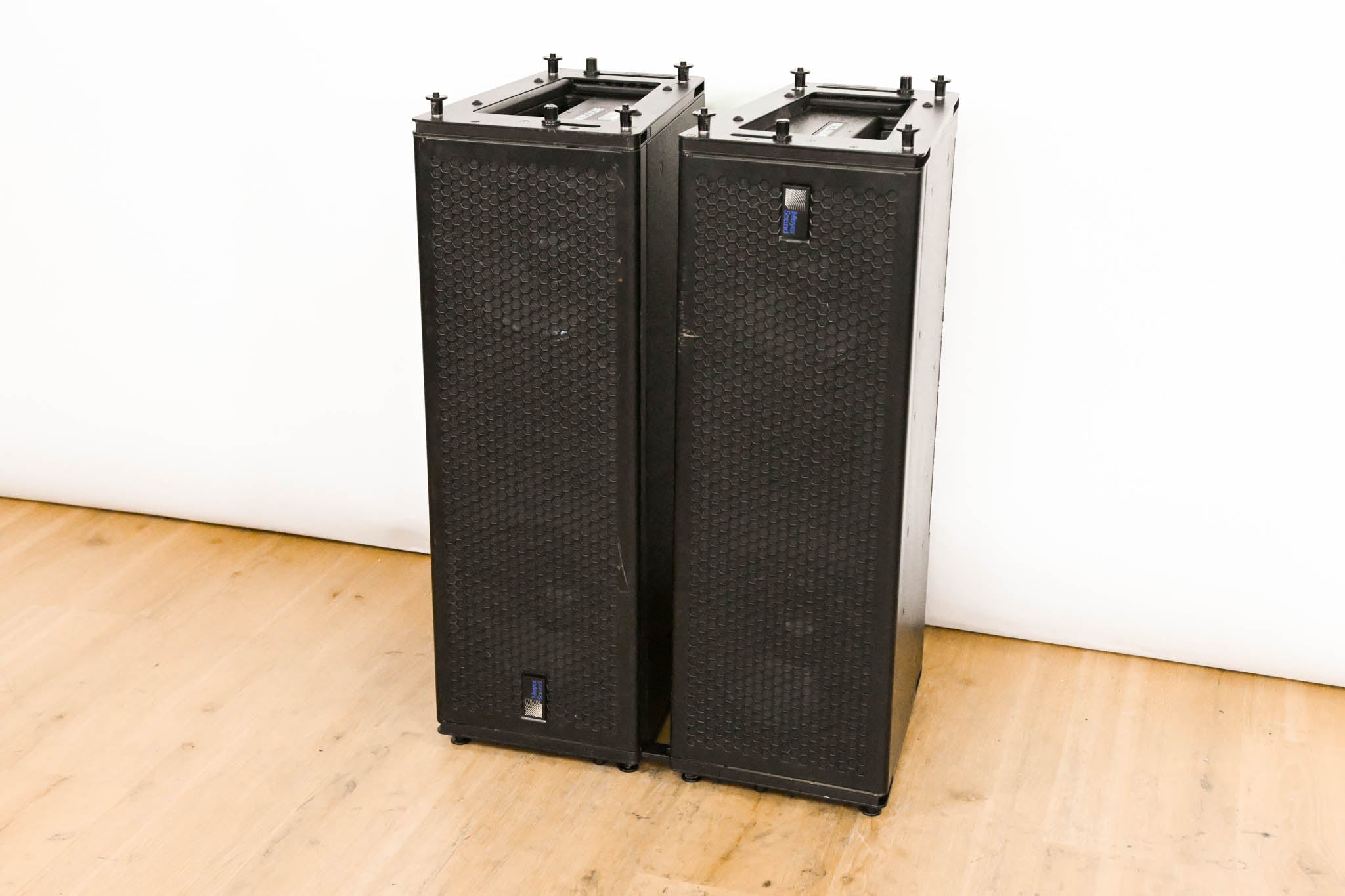 Meyer Sound M'elodie High-Power Curvilinear Array Loudspeaker (PAIR)